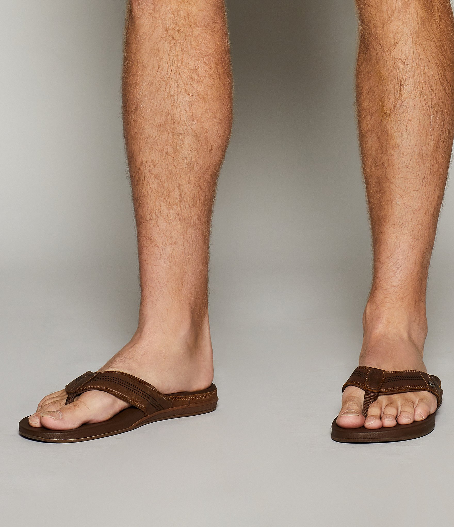Reef Men's Cushion Lux Flip-Flops