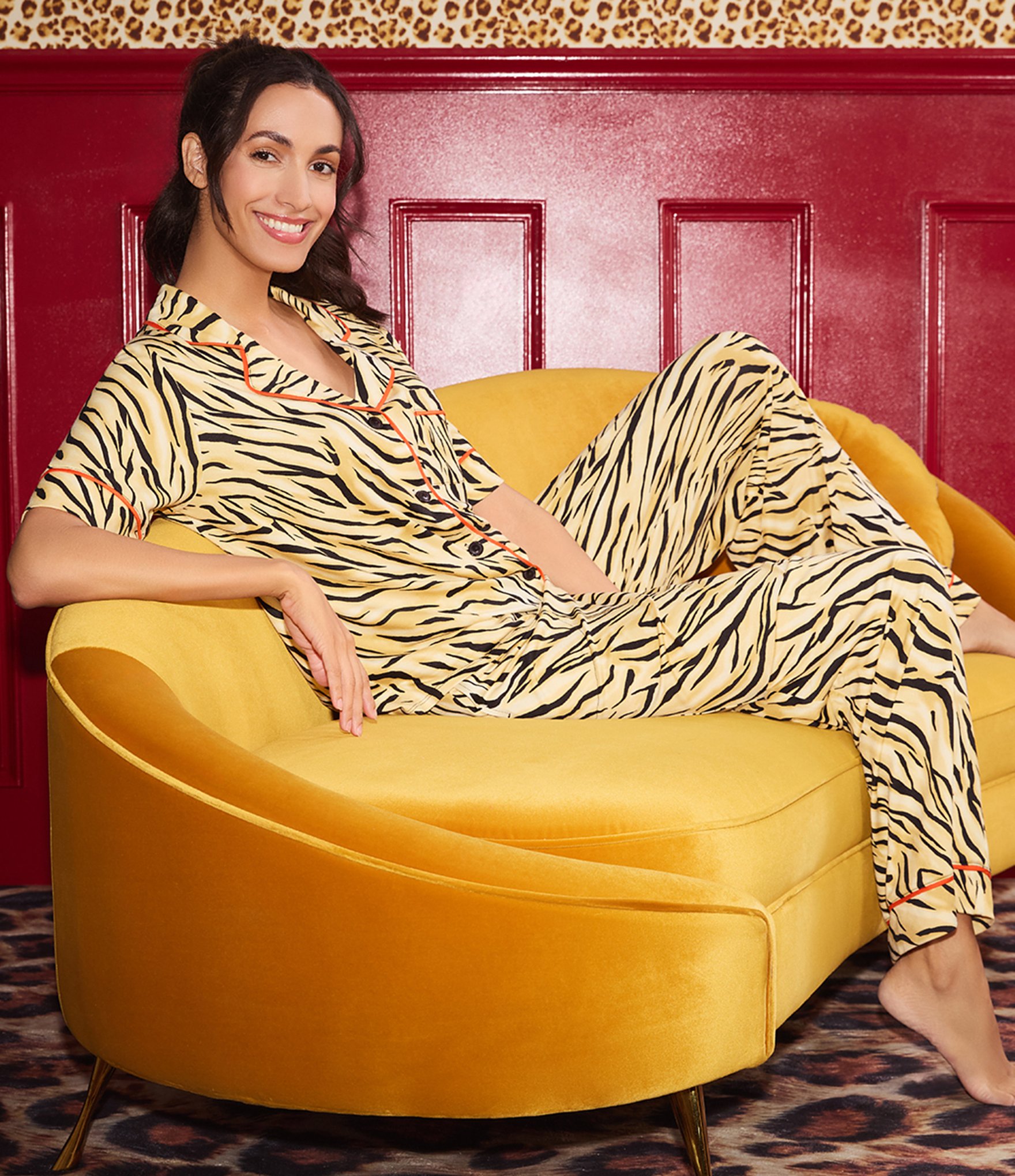 Room Service Tiger Glam Print Short Sleeve Notch Collar Jersey Knit Pajama Set