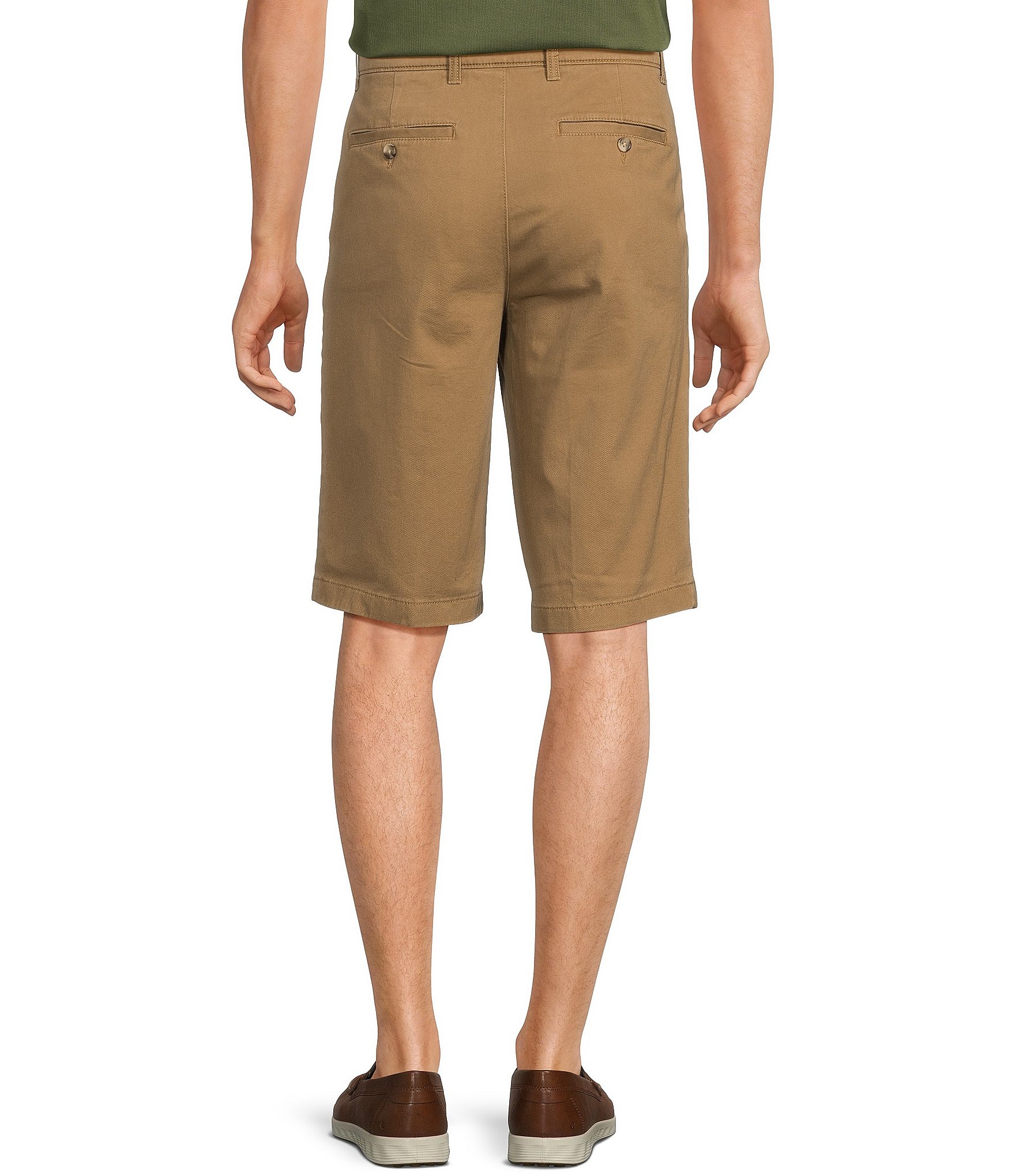 Roundtree & Yorke Casuals Classic Fit Flat Front Washed 13#double; Chino Shorts