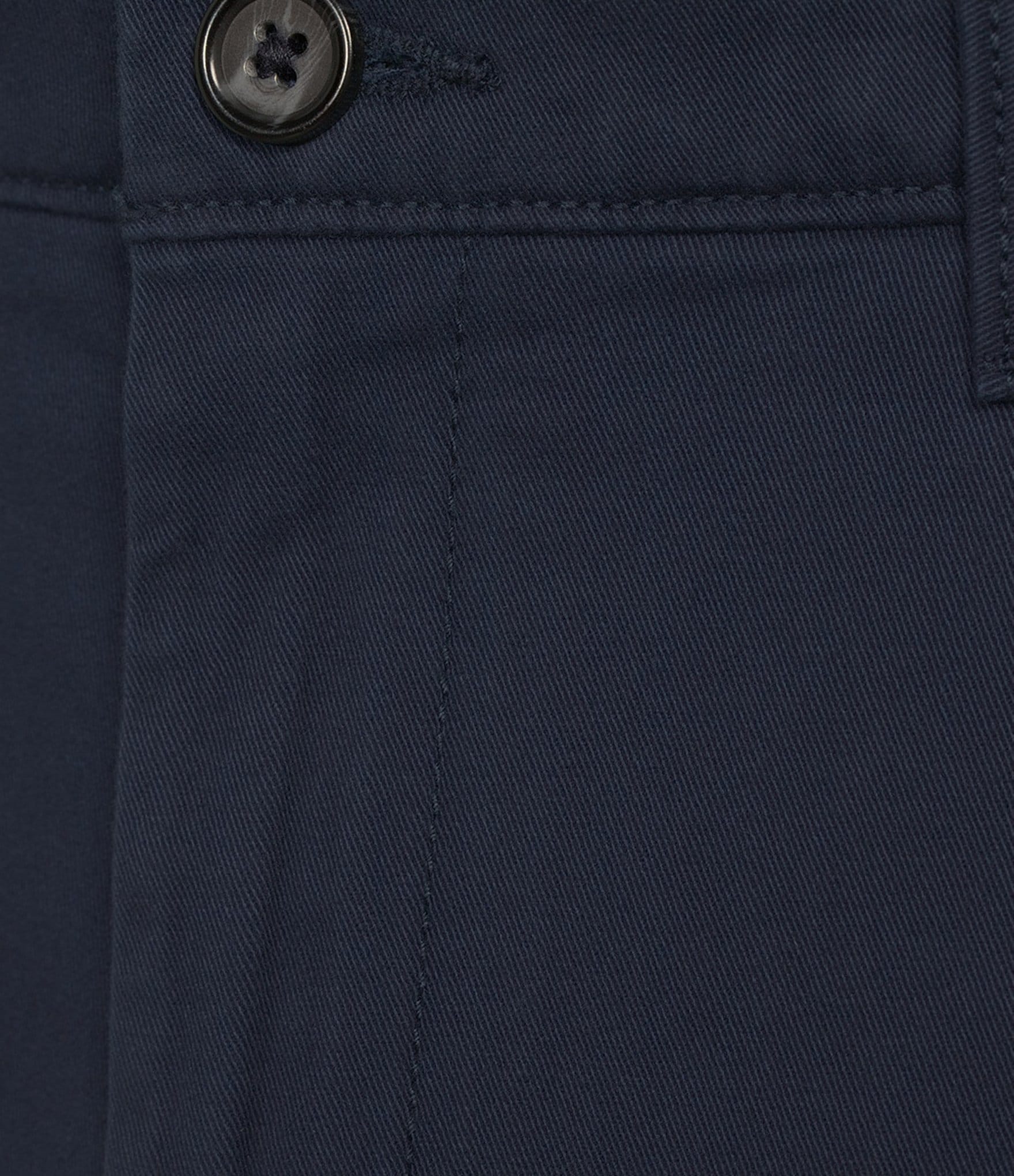 Roundtree & Yorke Casuals Straight Fit Flat Front 8#double; Inseam Chino Shorts