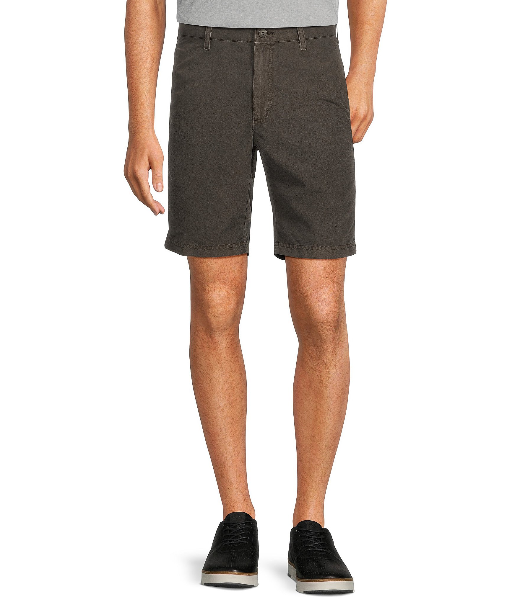 Roundtree & Yorke Casuals Flat Front Straight Fit Tech Pocket 9#double; Inseam Shorts