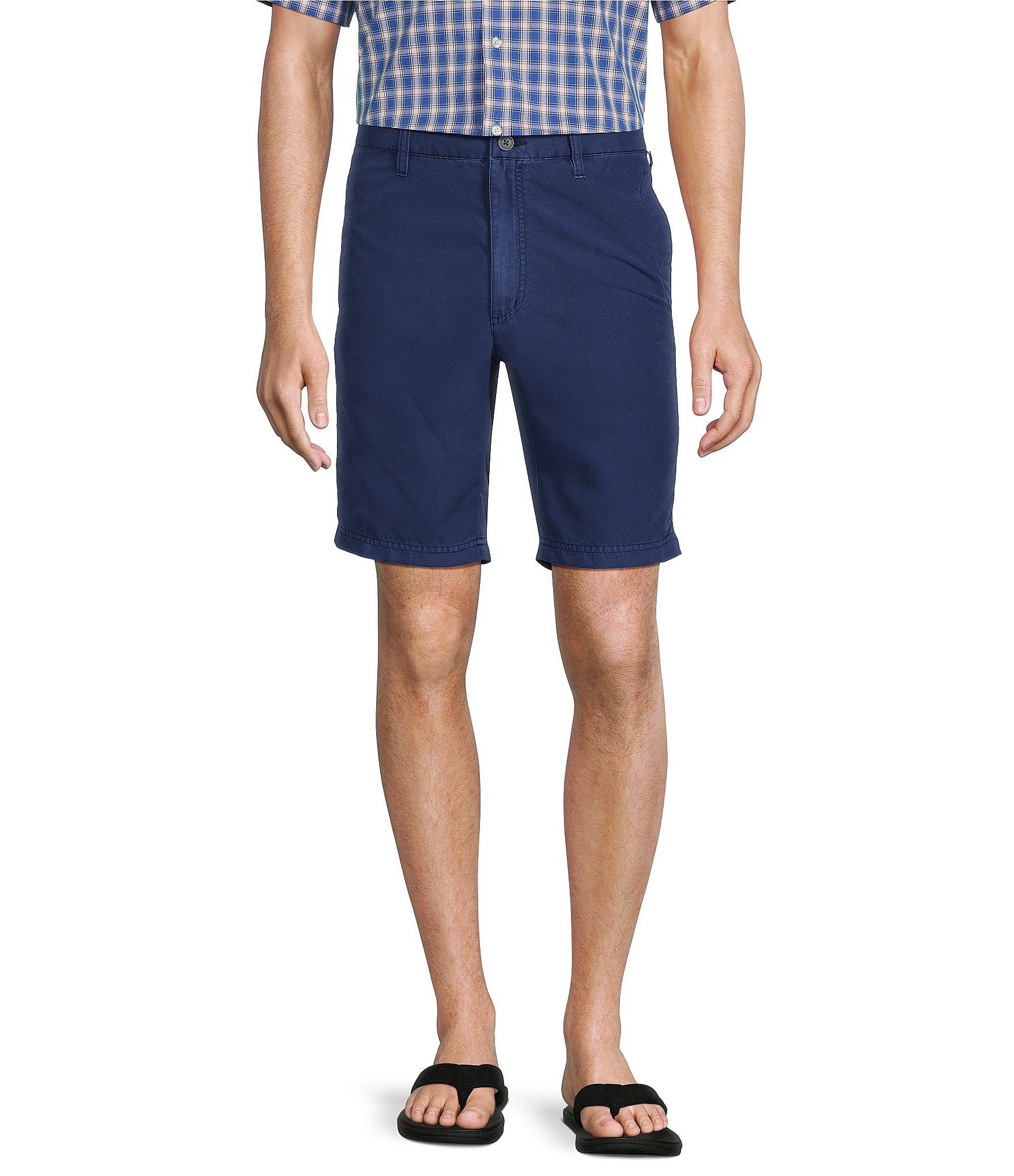 Roundtree & Yorke Casuals Flat Front Straight Fit Tech Pocket 9#double; Inseam Shorts