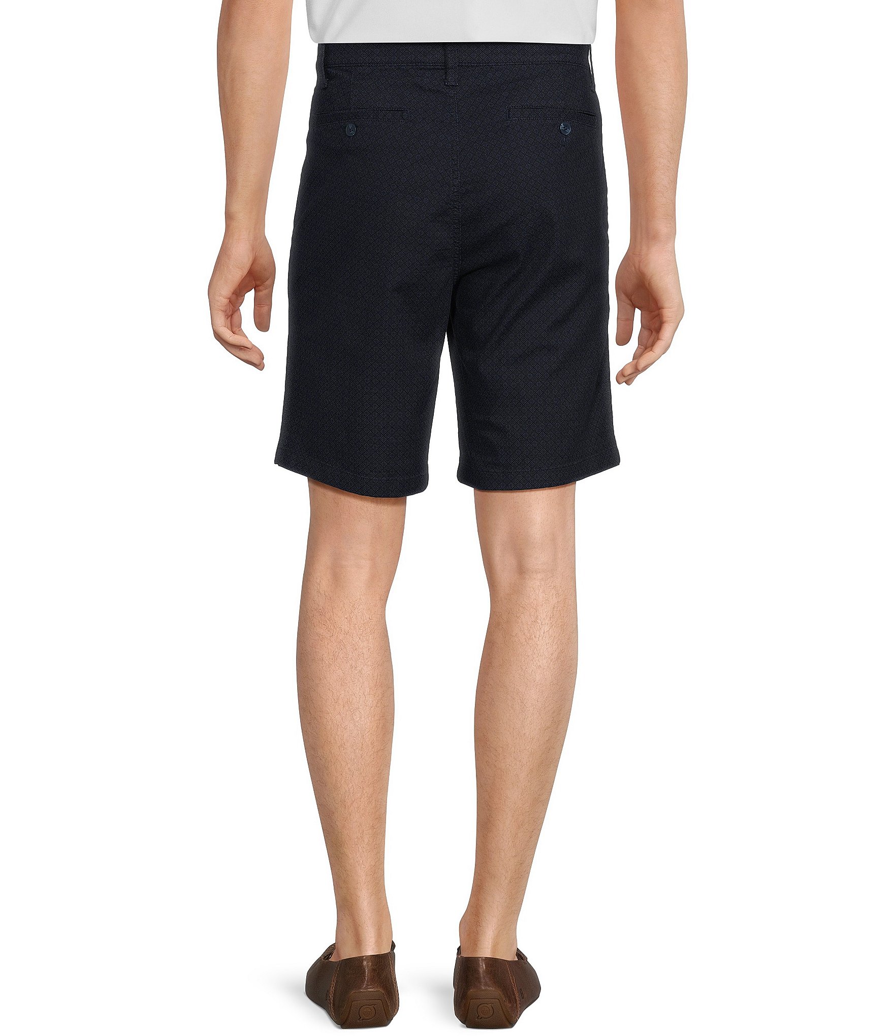 Roundtree & Yorke Casuals Flat Front Straight Fit Tonal Geo Printed 9#double; Inseam Shorts