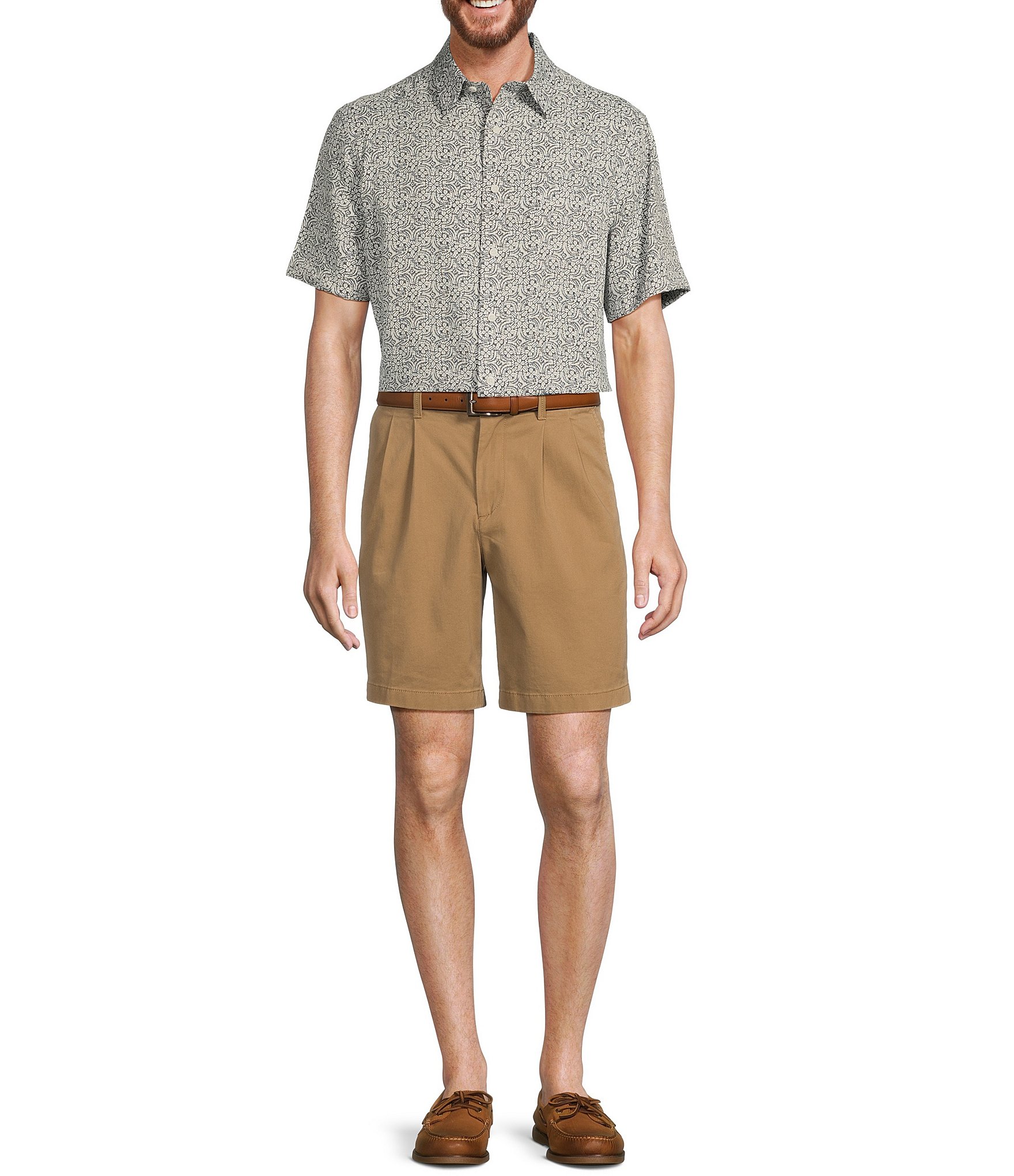 Roundtree & Yorke Casuals Stretch Fabric Classic Fit Pleated Washed 9#double; Chino Shorts