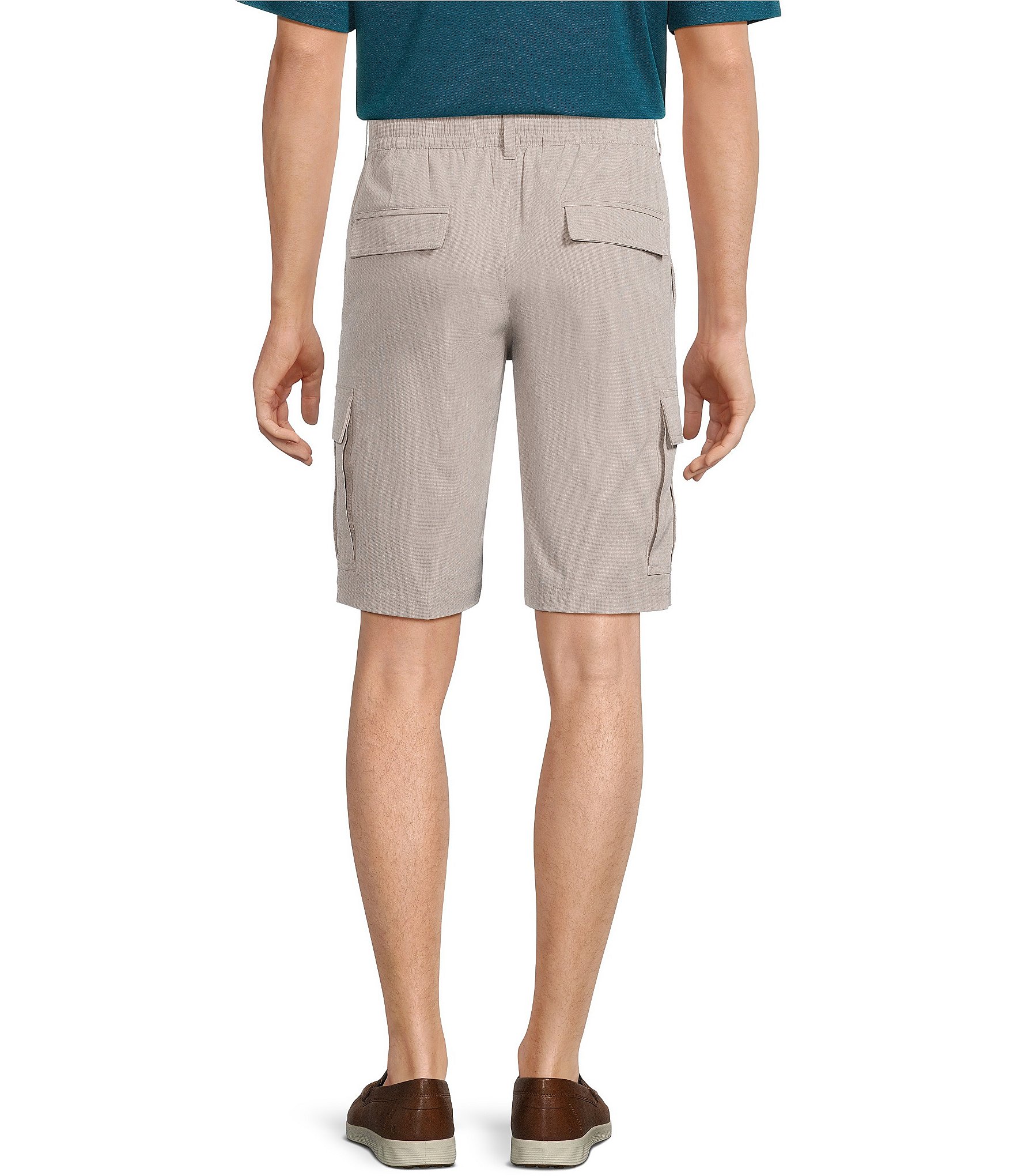 Roundtree & Yorke Classic Fit 11#double; Inseam Cargo Shorts