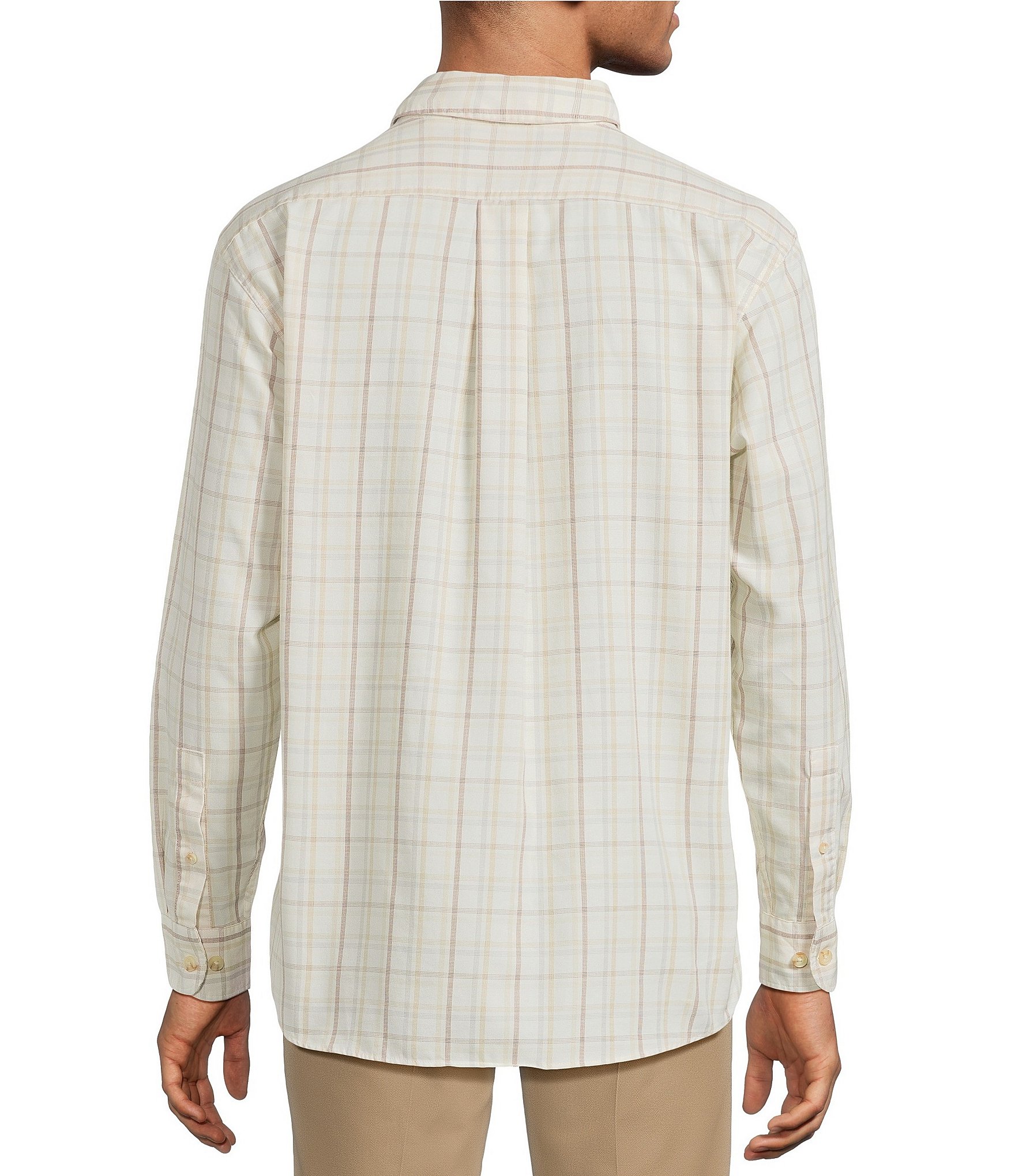 Roundtree & Yorke Medium Plaid Sport Shirt