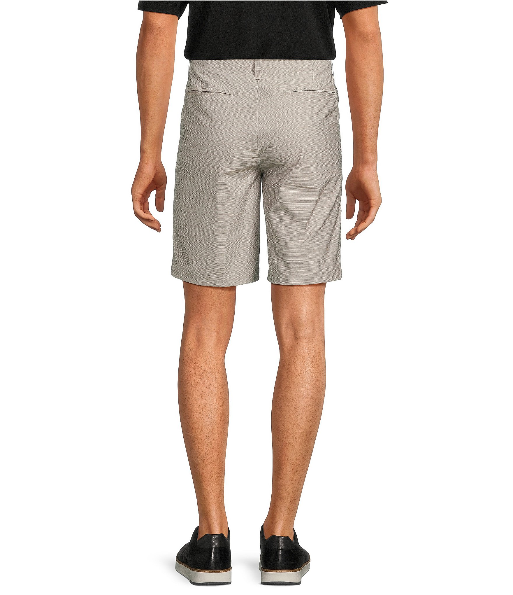 Roundtree & Yorke Performance Straight Fit Flat Front Horizontal Textured 9#double; Inseam Shorts