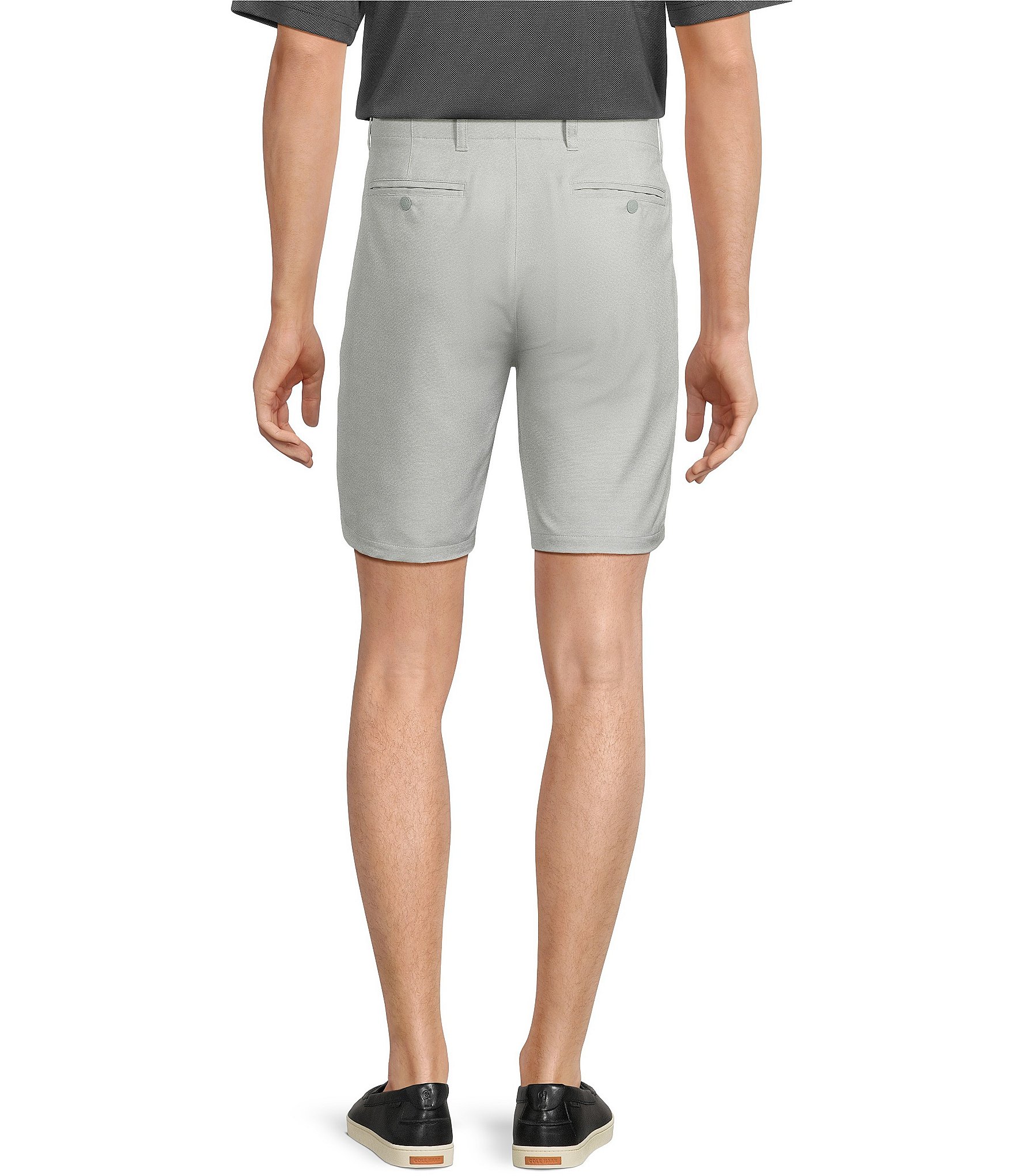 Roundtree & Yorke Performance Stretch Fabric Classic Fit Flat Front 8#double; Horizontal Texutred Shorts
