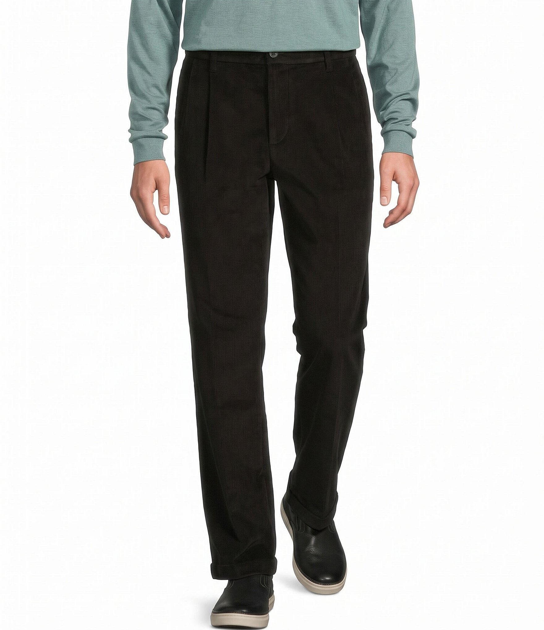 Roundtree & Yorke Pleated Corduroy Pants