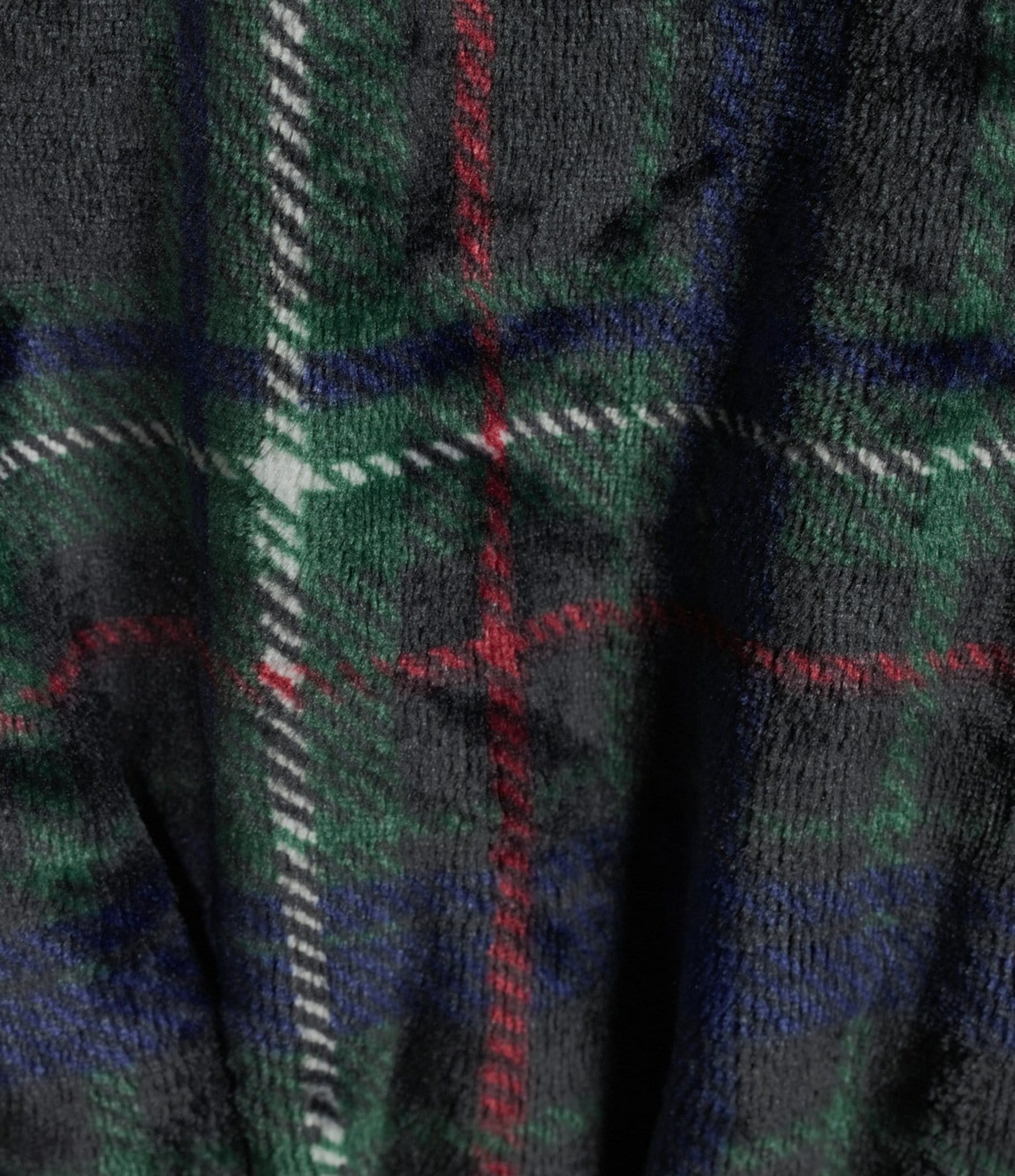 Roundtree & Yorke Printed Long Sleeve Shawl Collar Plush Robe