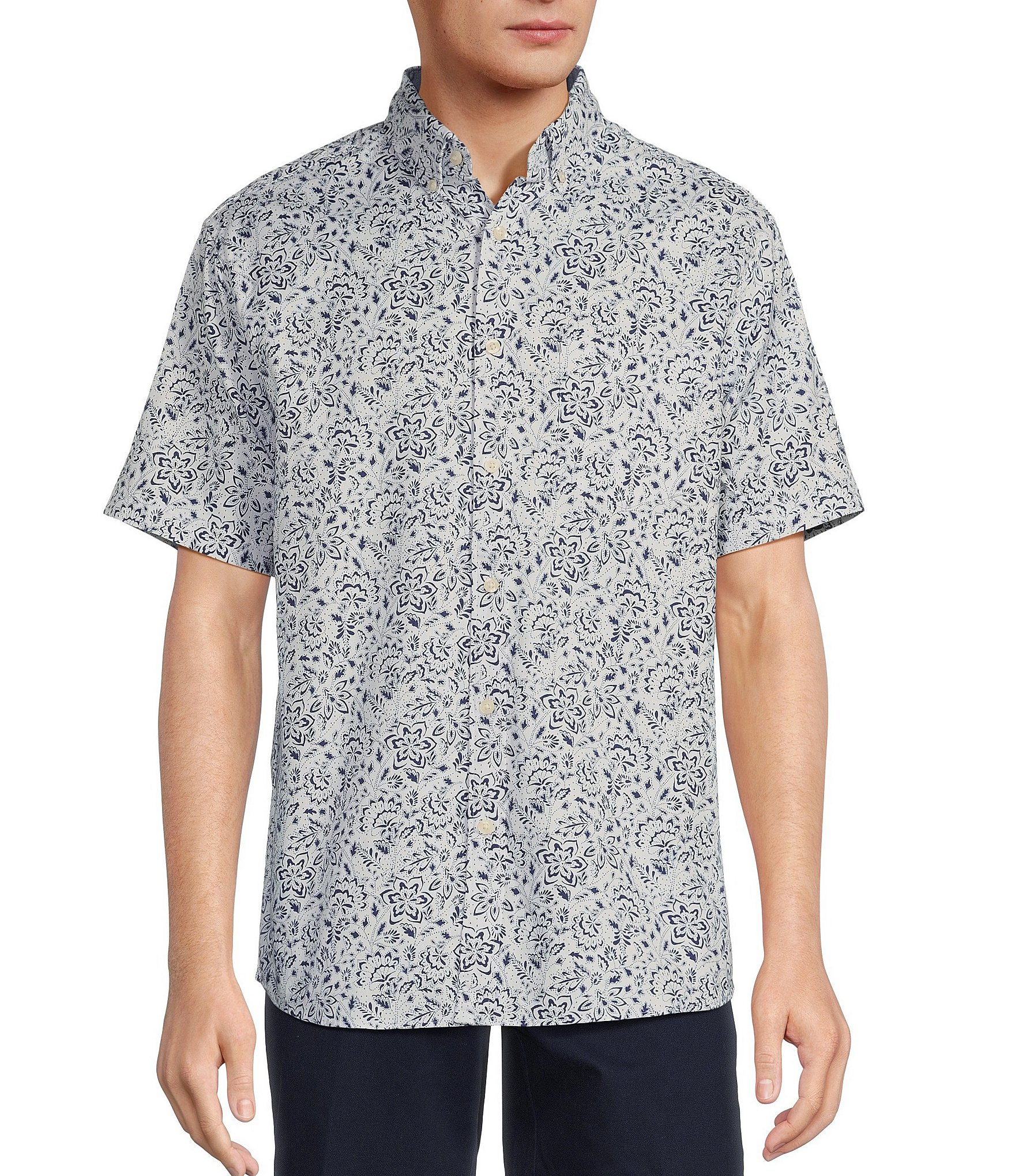 Roundtree & Yorke Short Sleeve Paisley Print Sportshirt