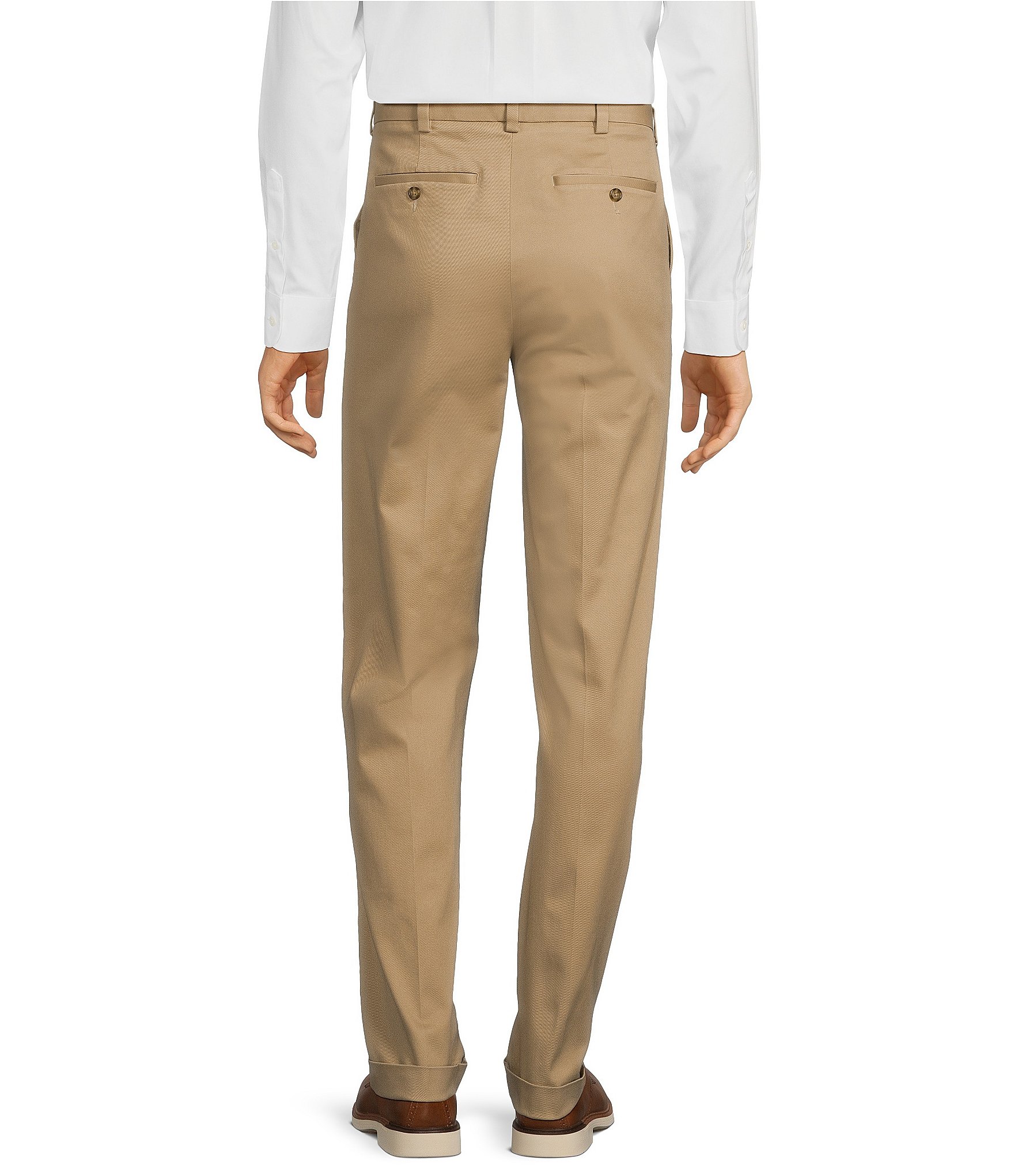Roundtree & Yorke TravelSmart Ultimate Performance Classic Fit Pleated Non-Iron Chino Pants