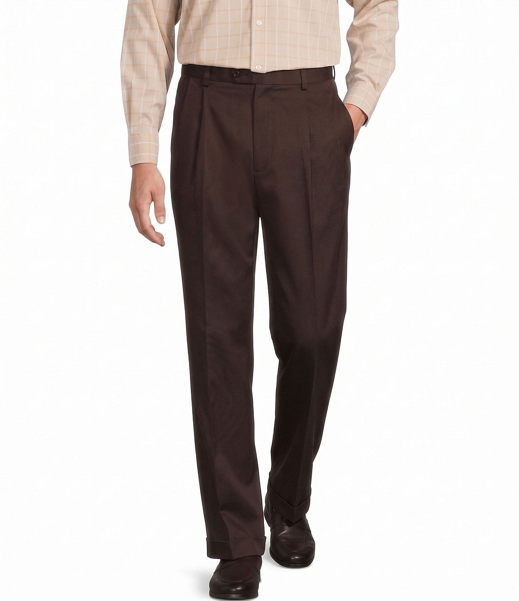 Roundtree & Yorke TravelSmart Ultimate Performance Classic Fit Pleated Non-Iron Chino Pants