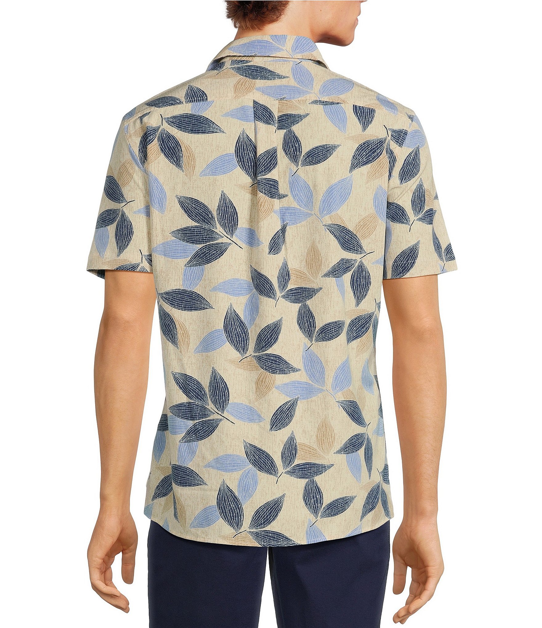 Rowm Crafted Rec & Relax Short Sleeve Textured Leaf Print Shirt