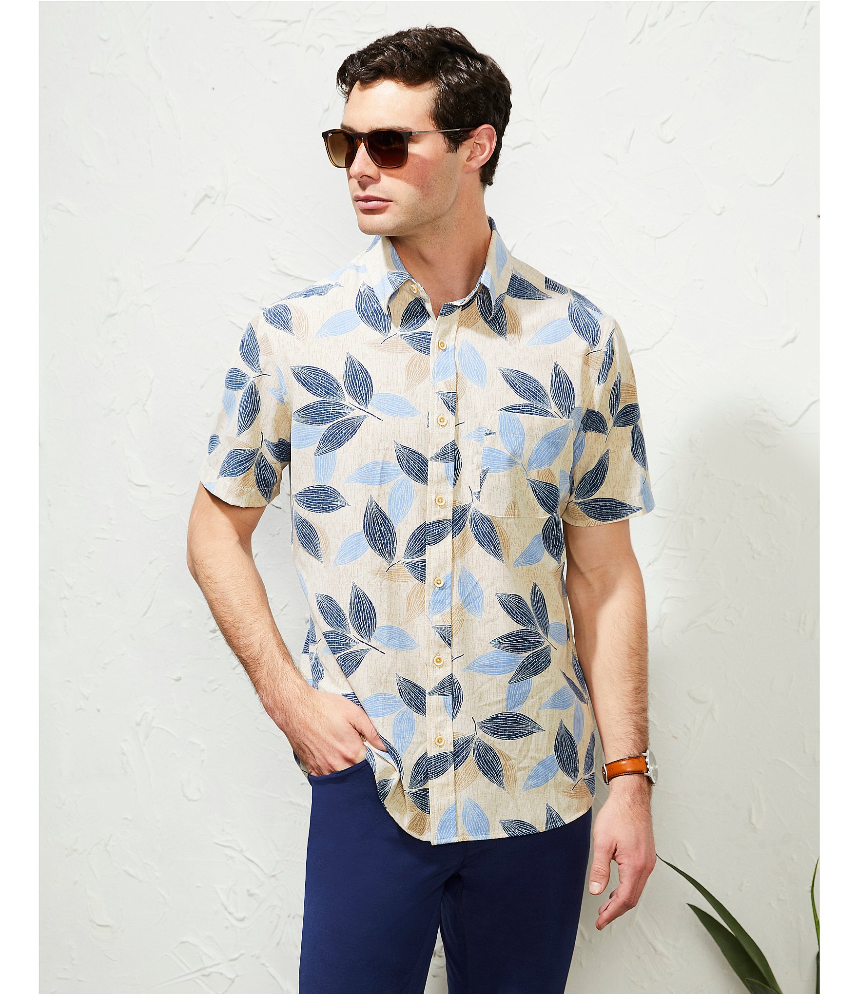 Rowm Crafted Rec & Relax Short Sleeve Textured Leaf Print Shirt