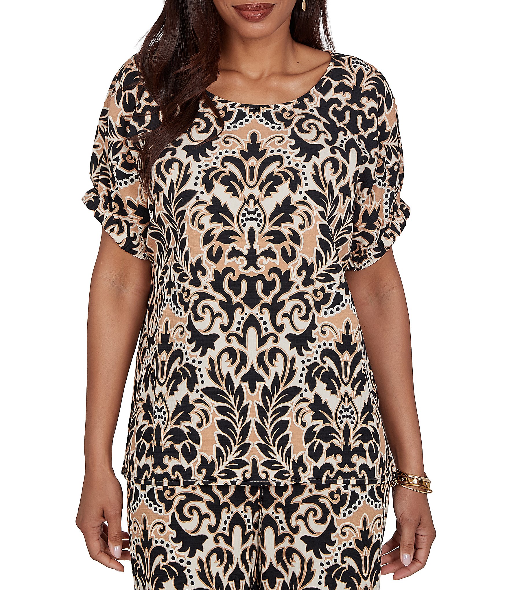Ruby Rd. Coordinating Textured Woven Modern Damask Scoop Neck Short Sleeve Top