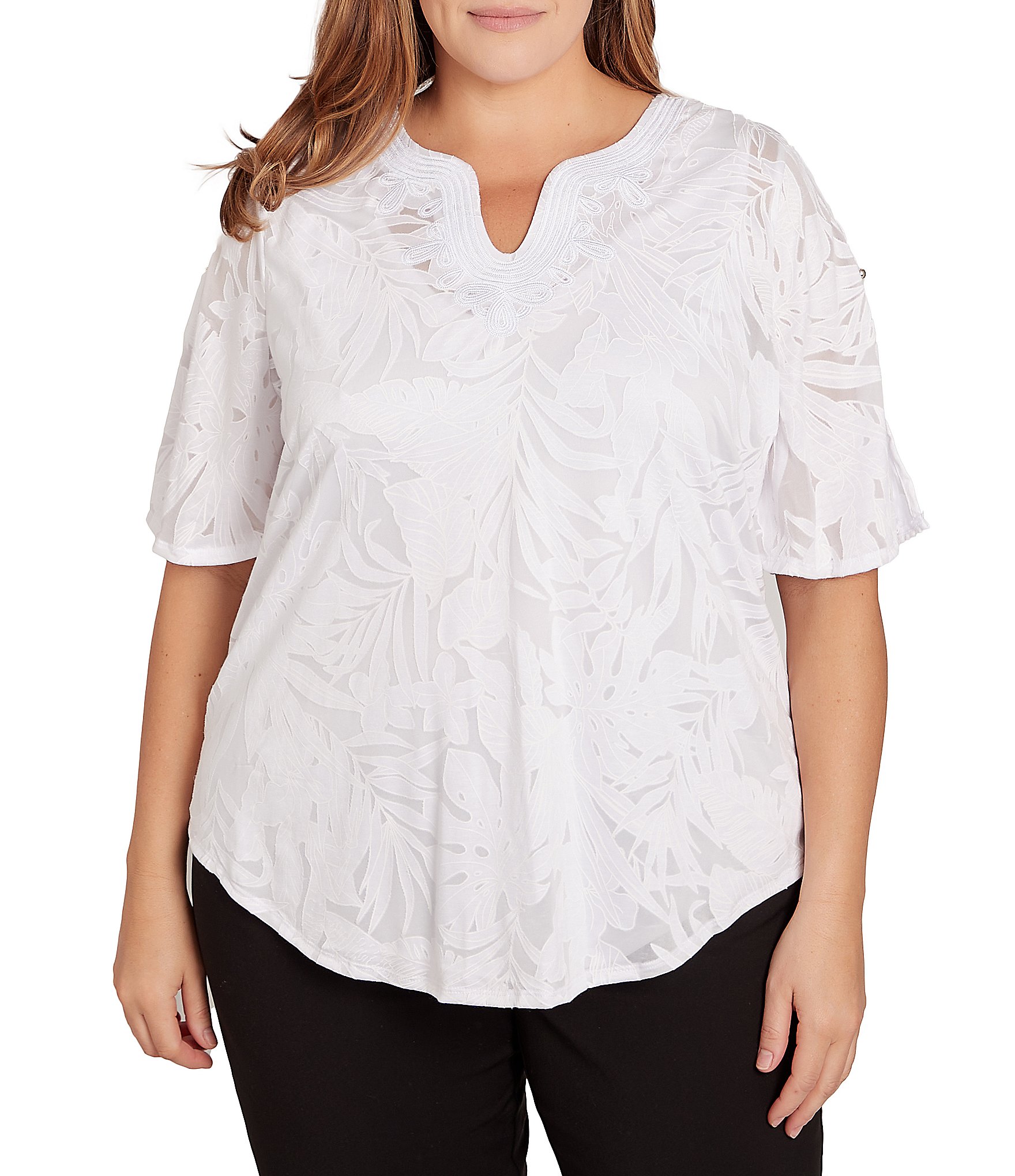 Ruby Rd. Plus Size Black & White Botanical Print Knit V-Neck 3/4 Sleeve  Lace Inset Top