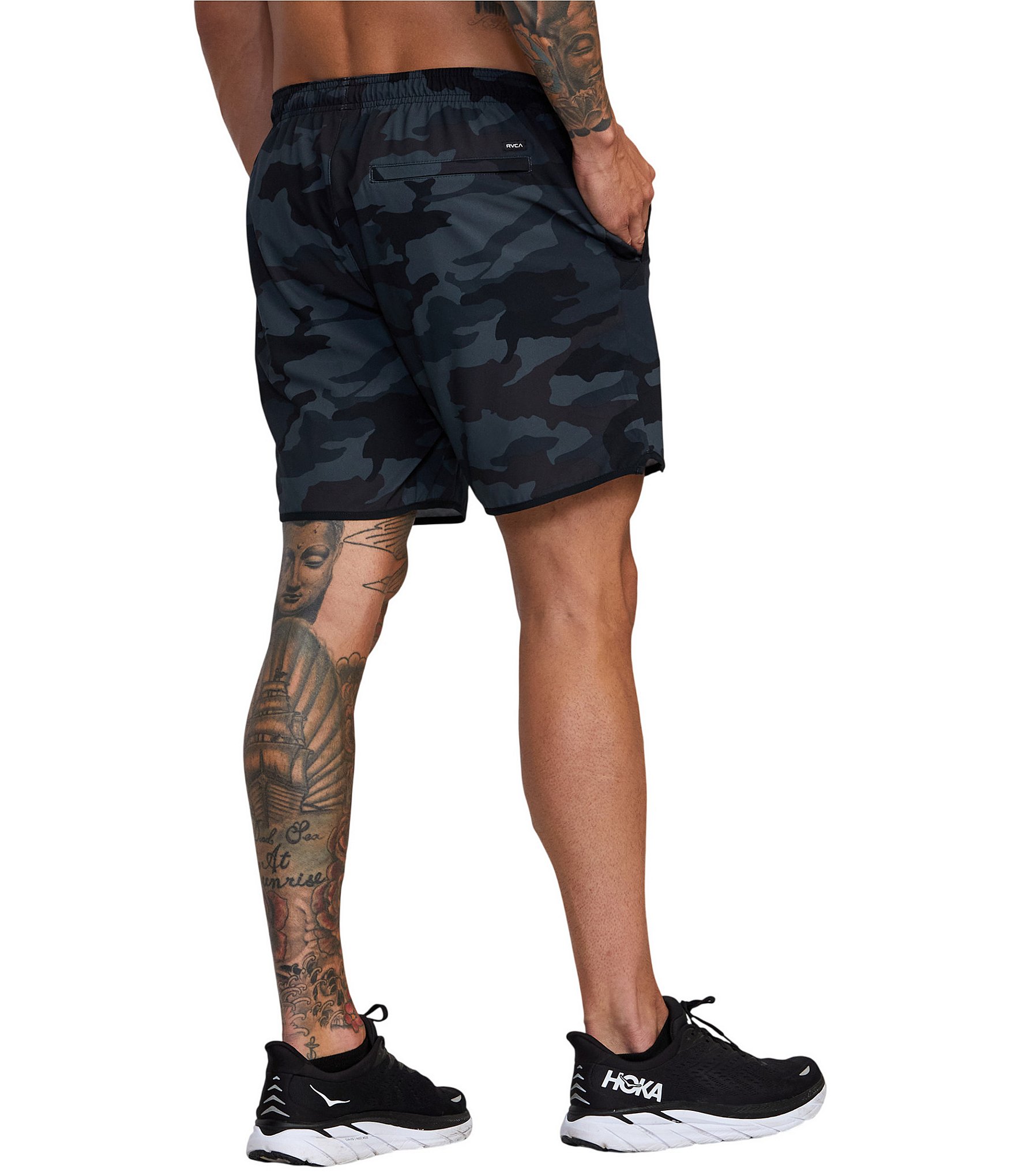 RVCA Camouflage Yogger Performance Stretch 17#double; Outseam Print Walk Shorts