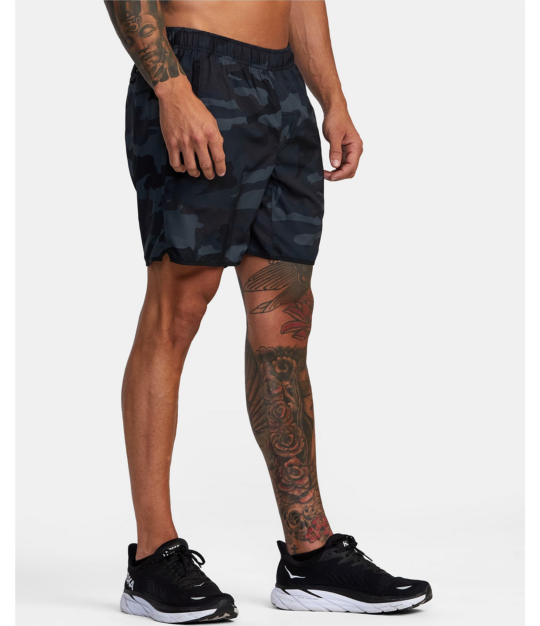 RVCA VA Sport Yogger lV Elastic Pull-On 17#double; Outseam Camo Athletic Shorts