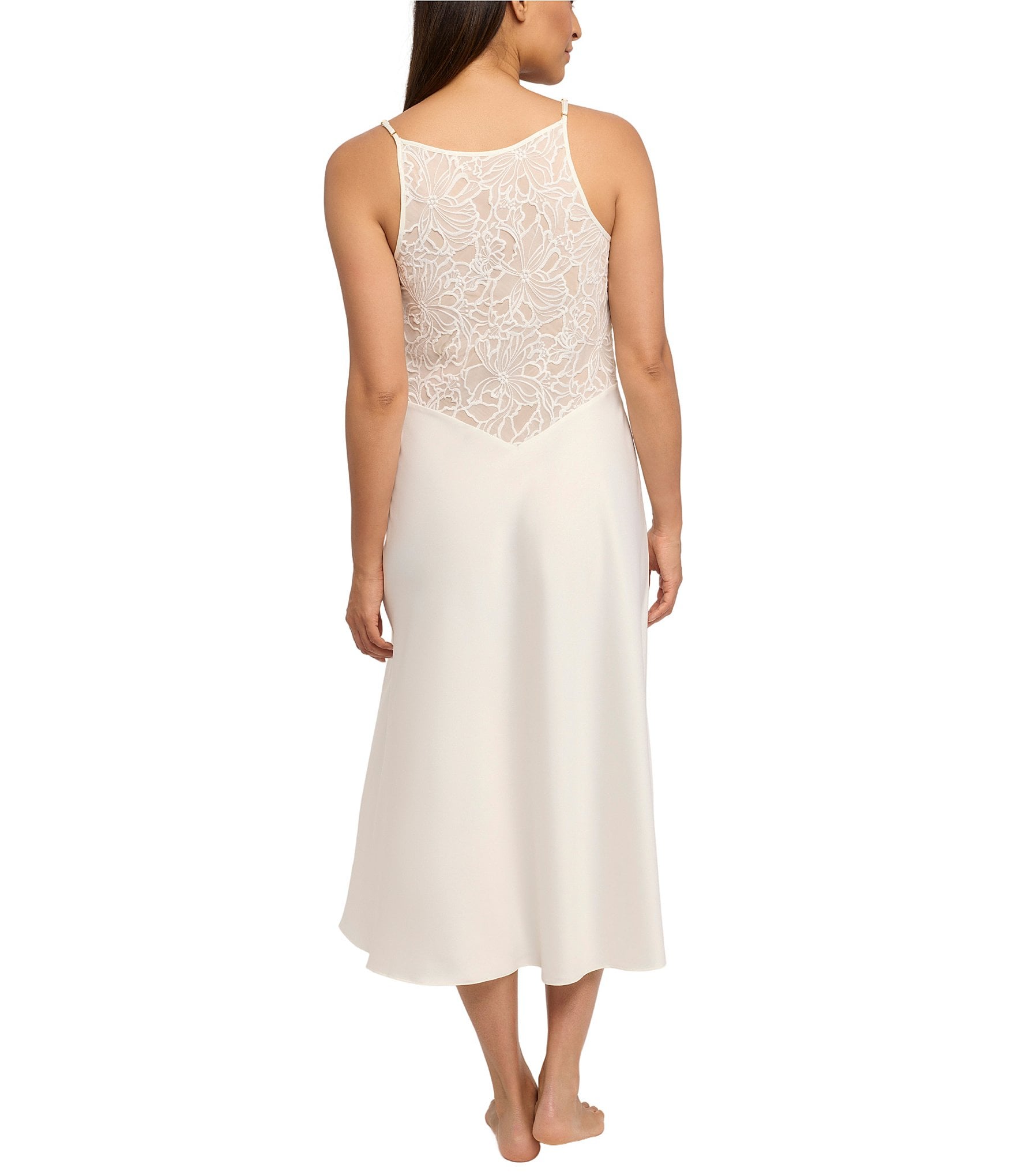 Rya Collection Milos Scalloped Lace V-Neck Gown