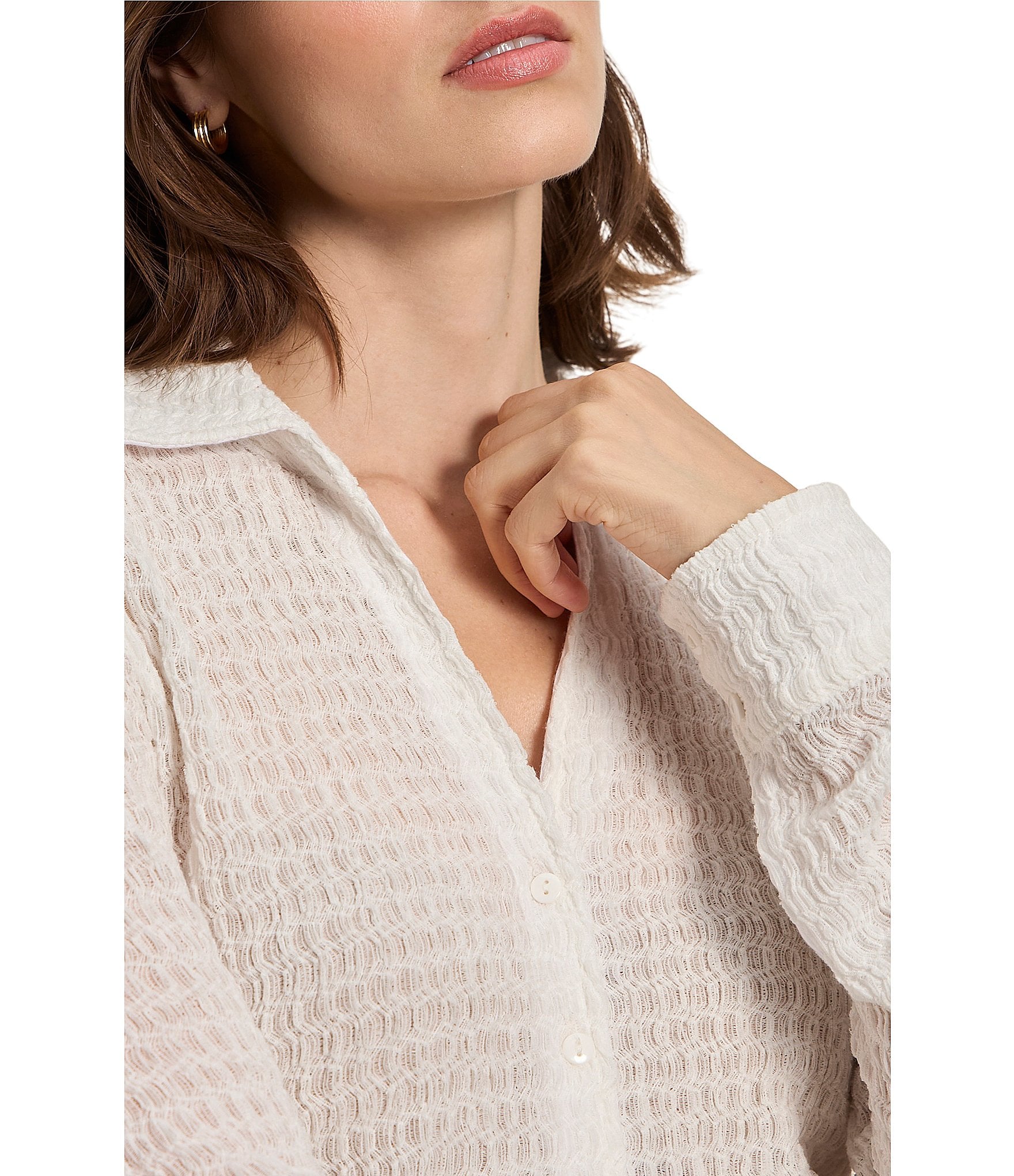 Sanctuary Juno Textured Spread Collar Long Sleeve Button Front Knit Top