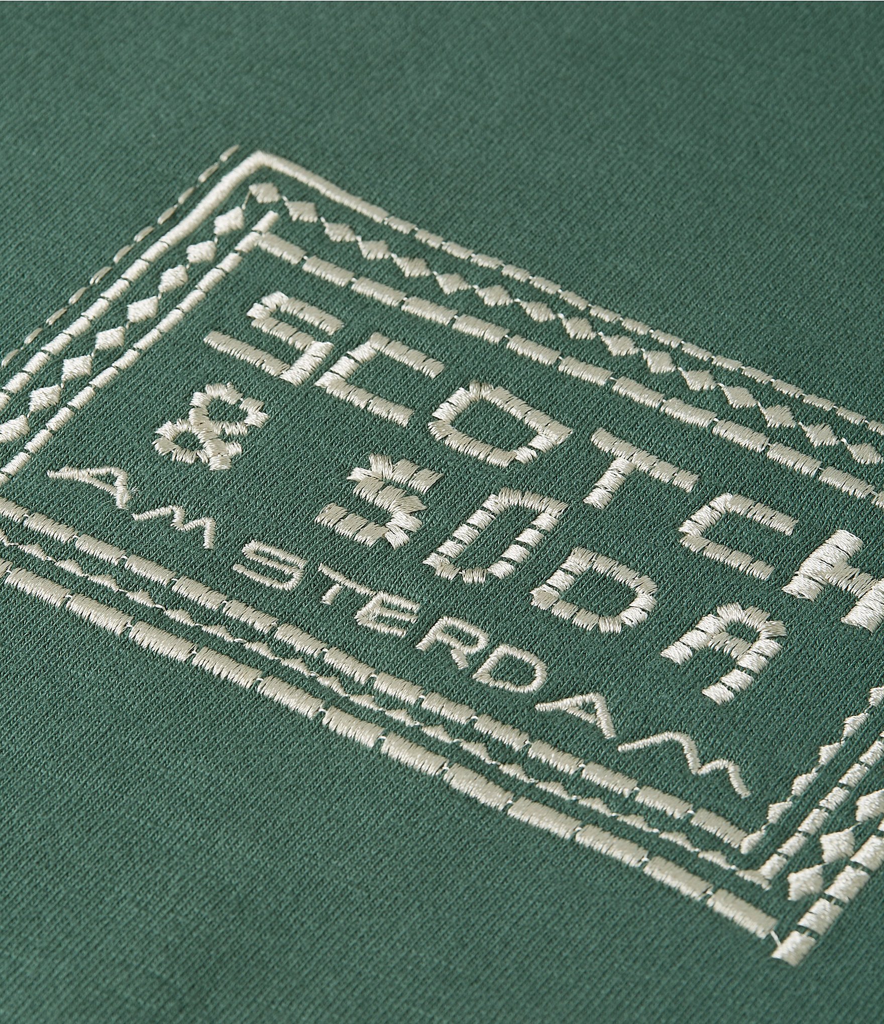 Scotch & Soda Relaxed Fit Embroidered Artwork Sweatshirt