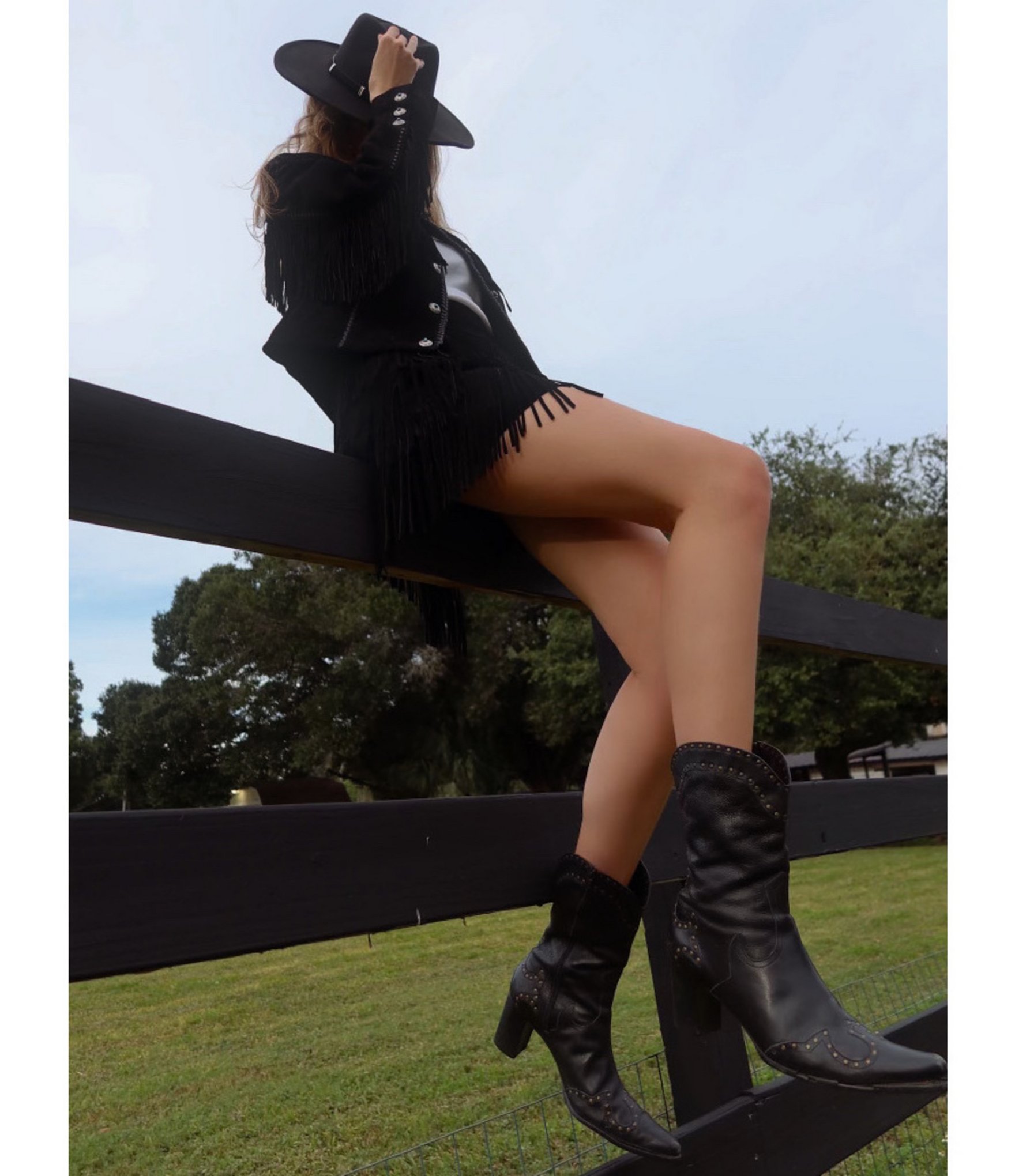 Scully Suede Leather Whipstitch Collar Fringe Jacket