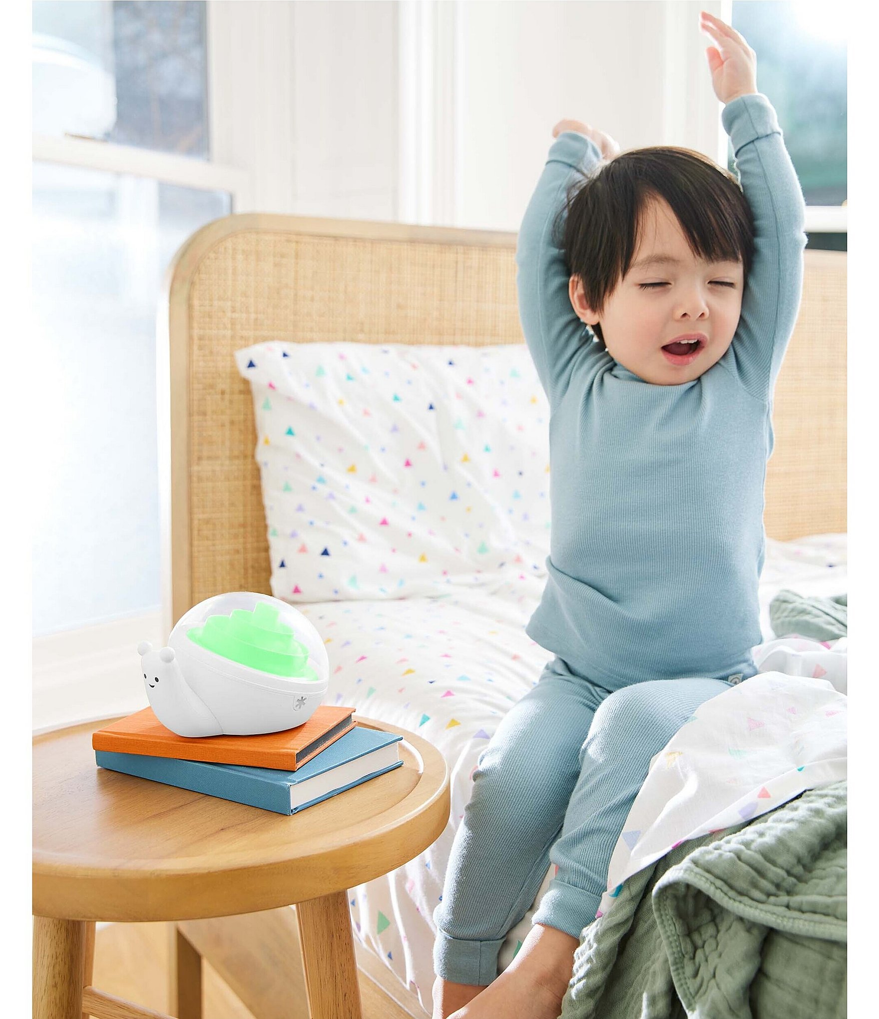 Skip Hop 3-In-1 Smart Snail Sound & Routine Machine