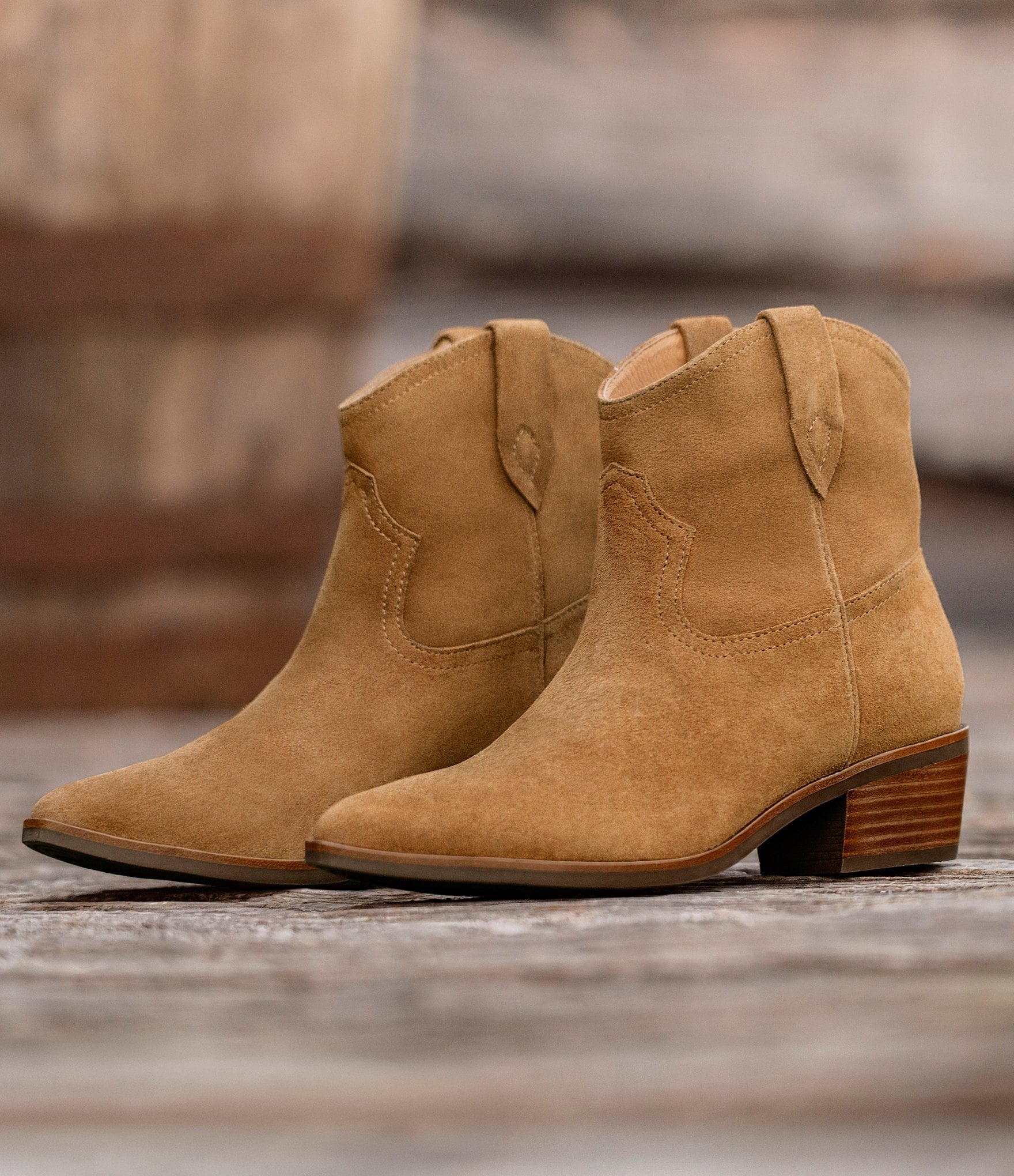 Sofft Cambridge Western Suede Pull Tab Booties
