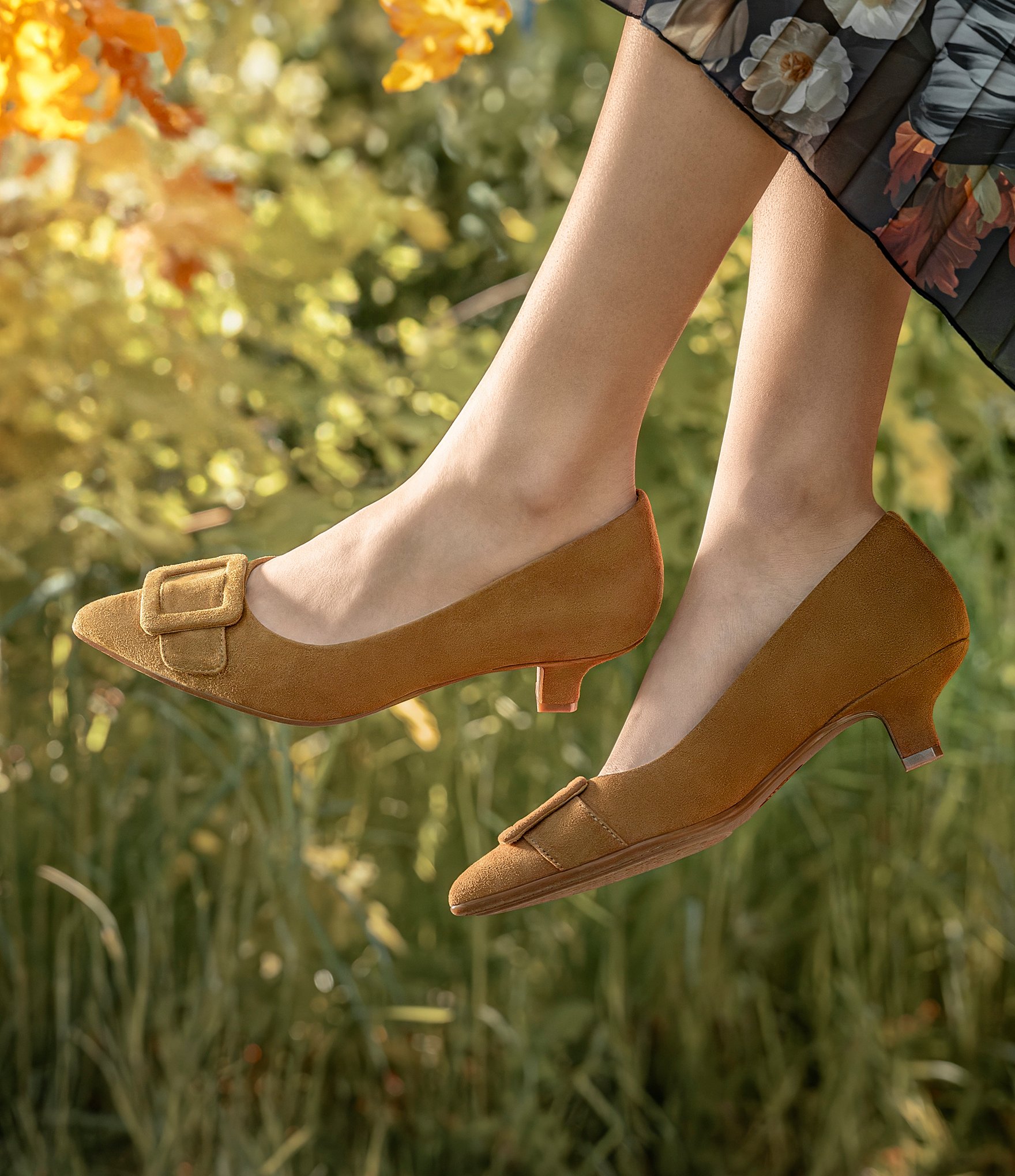 Sofft Sadie Suede Buckle Ornament Pointed Toe Kitten Heel Pumps