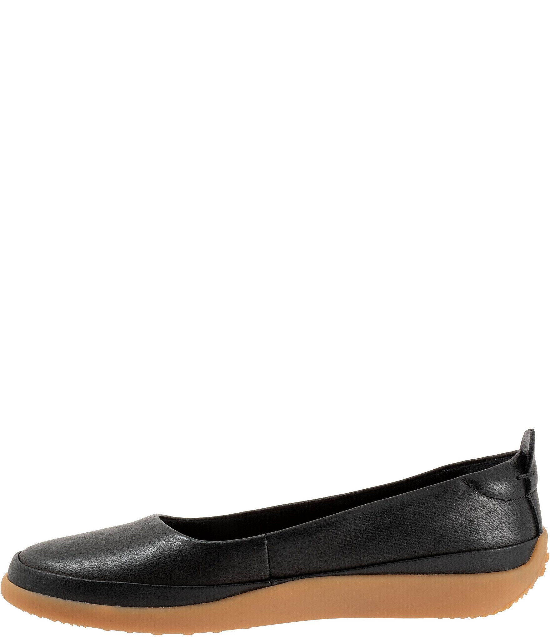 SoftWalk Disa Leather Slip On Flats