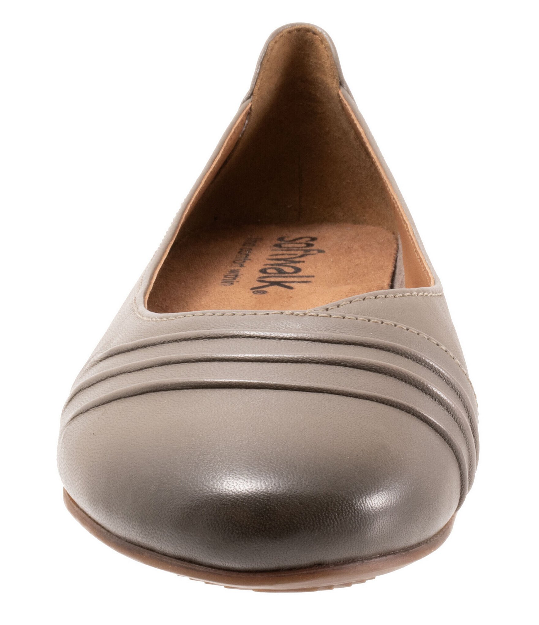 SoftWalk Safi Leather Ruched Flats