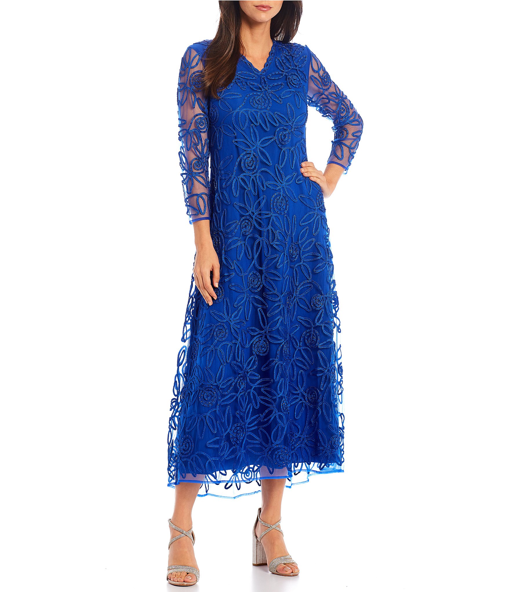 Soulmates Soutche Beaded Floral Lace V-Neck 3/4 Sleeve Waistless Gown ...