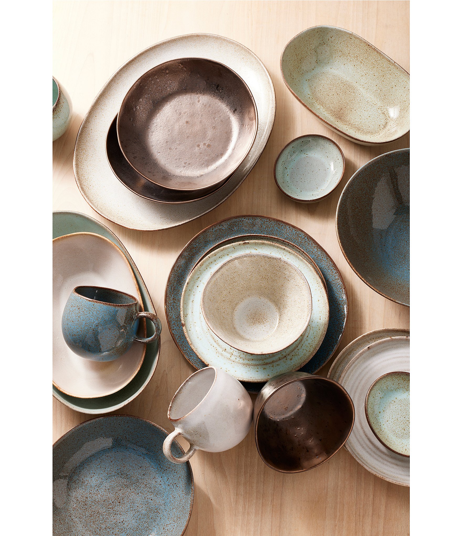 Southern Living Astra Collection Bronze Metallic Pasta Bowl