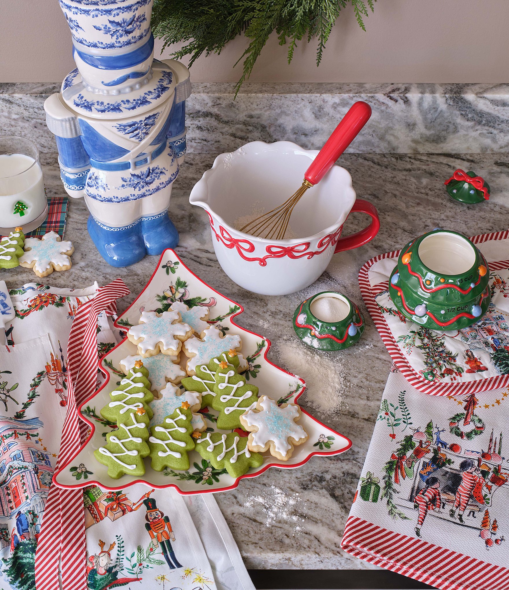 Southern Living Holiday Christmas Tree Measuring Cups
