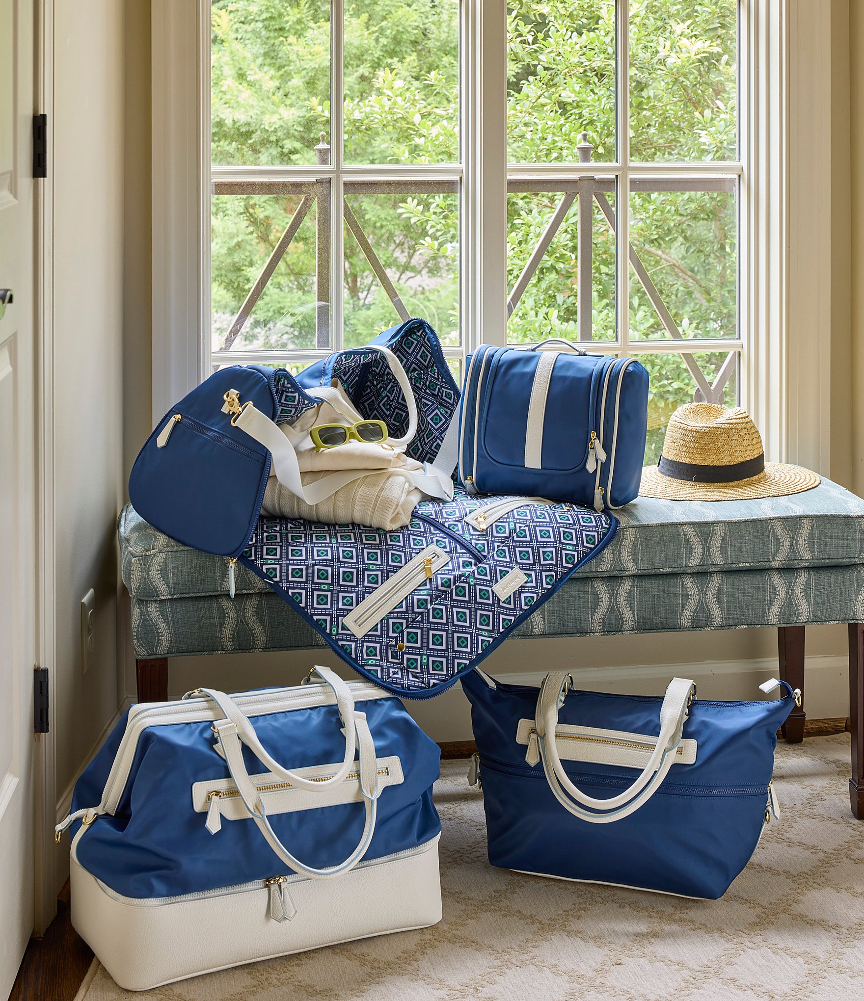 Southern Living Cosmetic Case