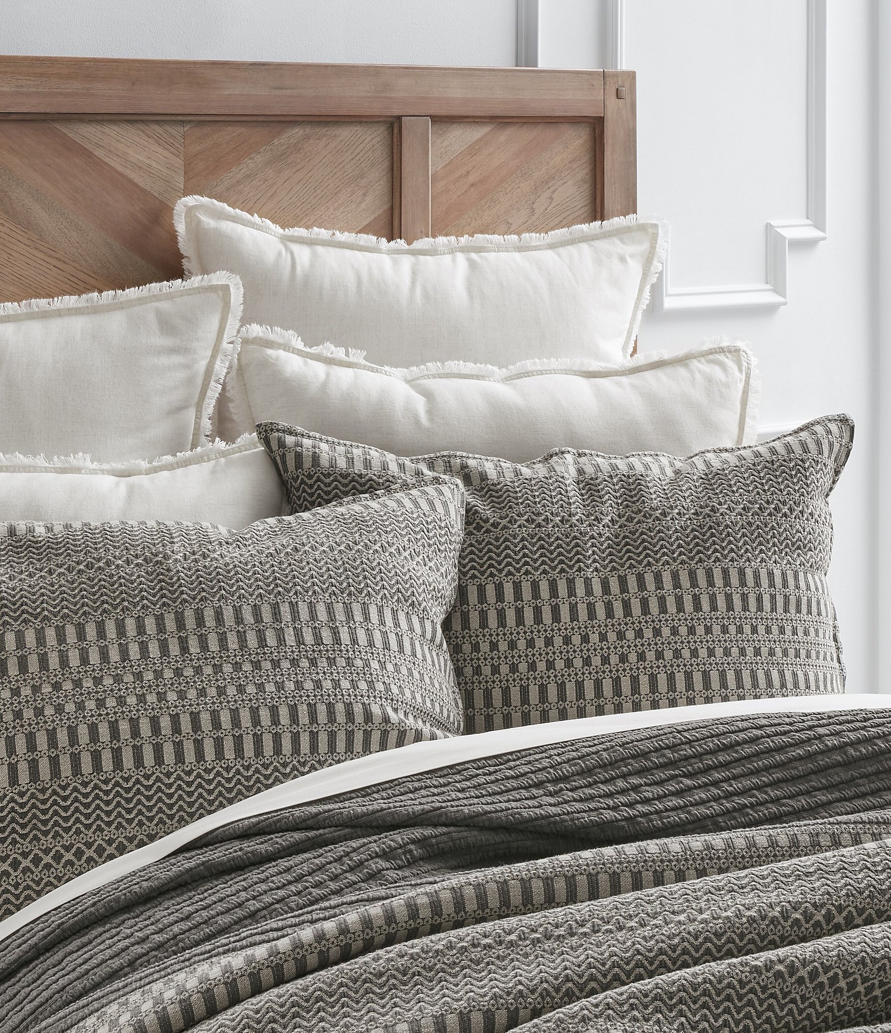 Southern Living Simplicity Collection Nessa Coverlet | Dillard's
