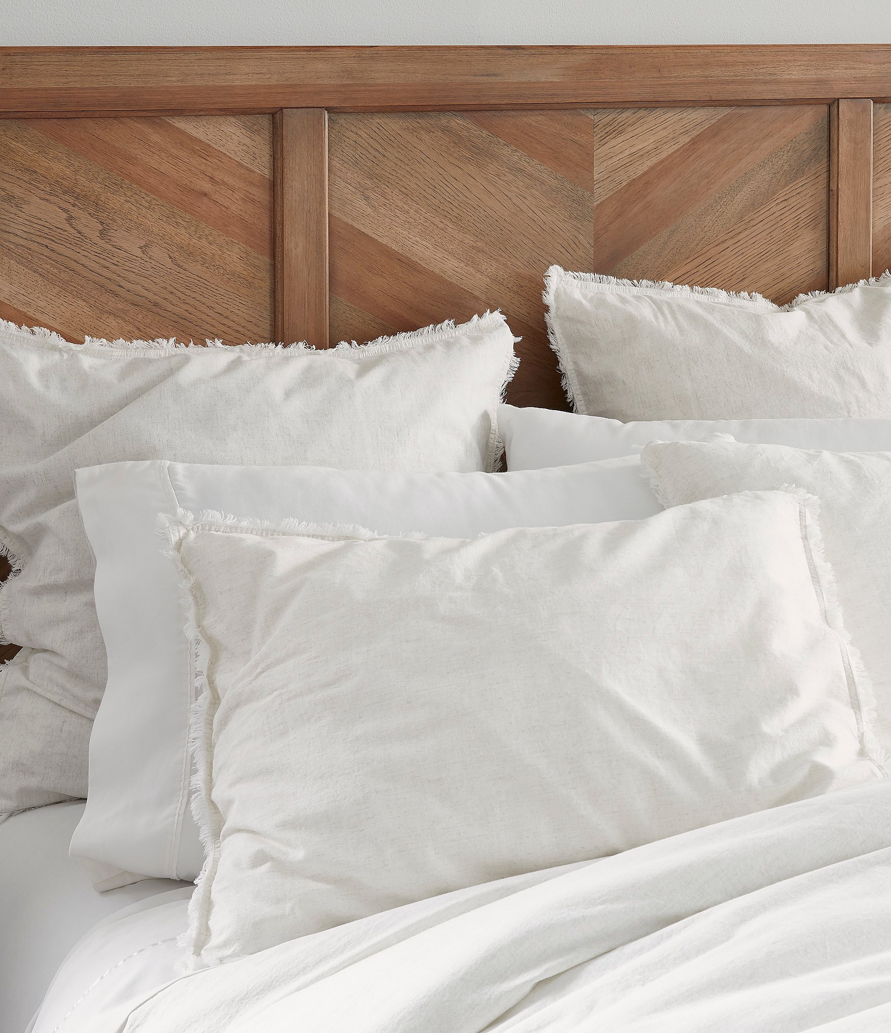 Simplicity Pattern for Bedding and Pillows