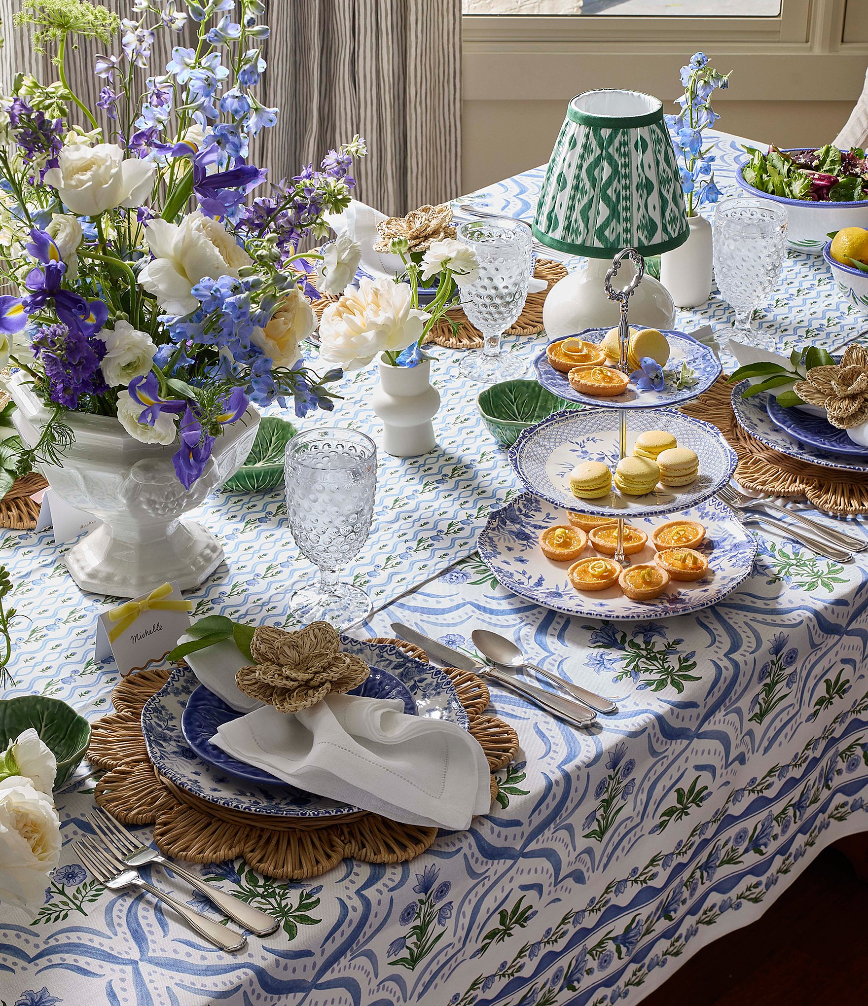 Southern Living White Hemstitched Napkins, Set of 2