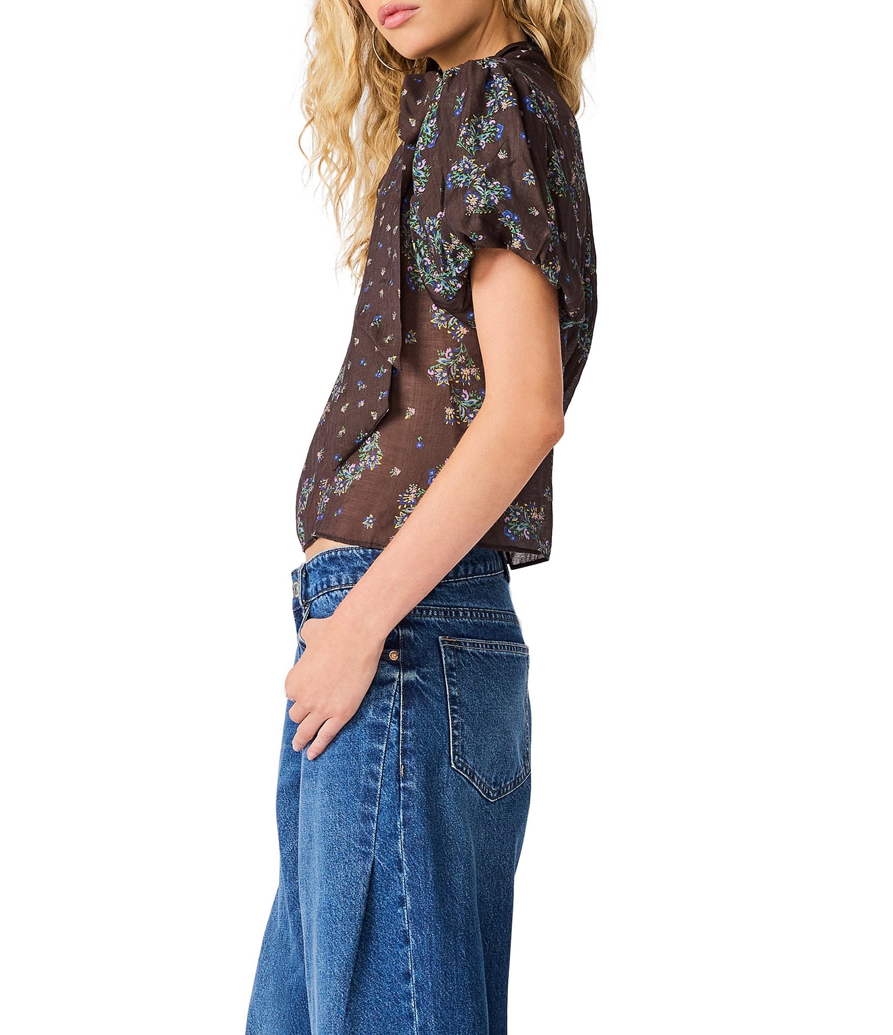 Steve Madden Lolanie Floral Printed Bow Tie High Neck Short Bubble Sleeve Top