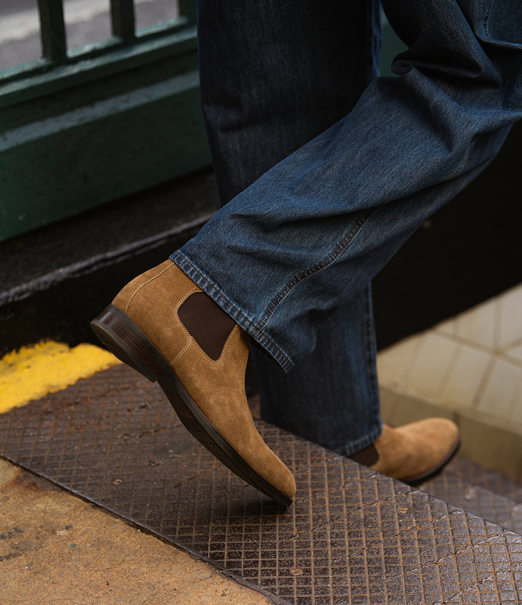 Steve Madden Men's Brompton Suede Chelsea Boots