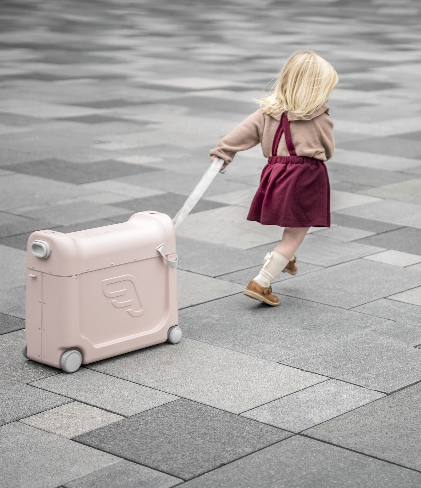 Stokke® JetKids™ Travel BedBox™ Ride-On Suitcase