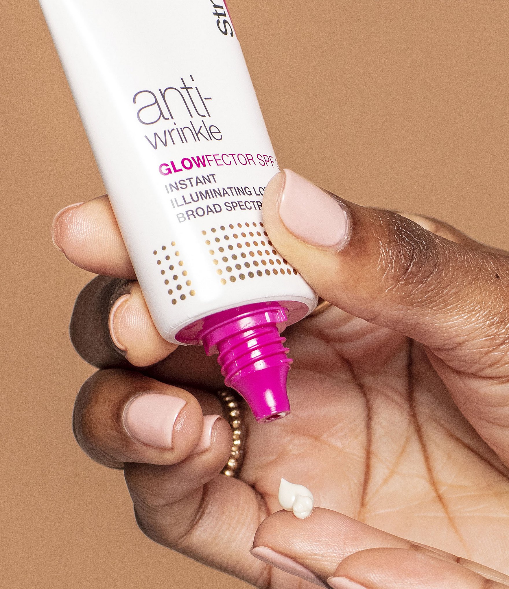 StriVectin Glowfector ™ SPF 30 Instant Illuminating Lotion