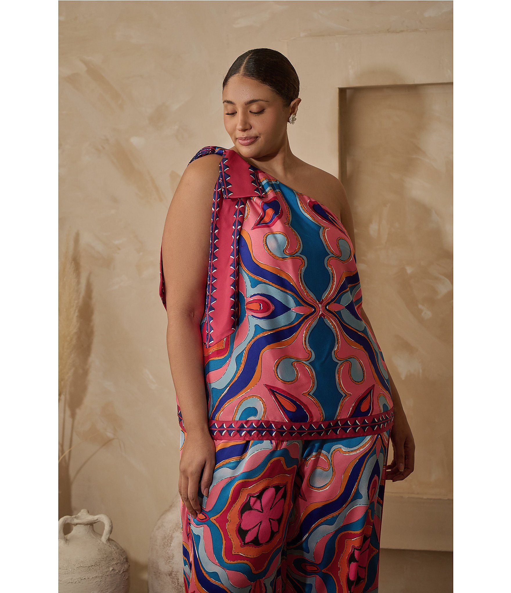 Sugarlips Plus Abstract/Geometric/Tropical Printed One-Shoulder Coordinating Top