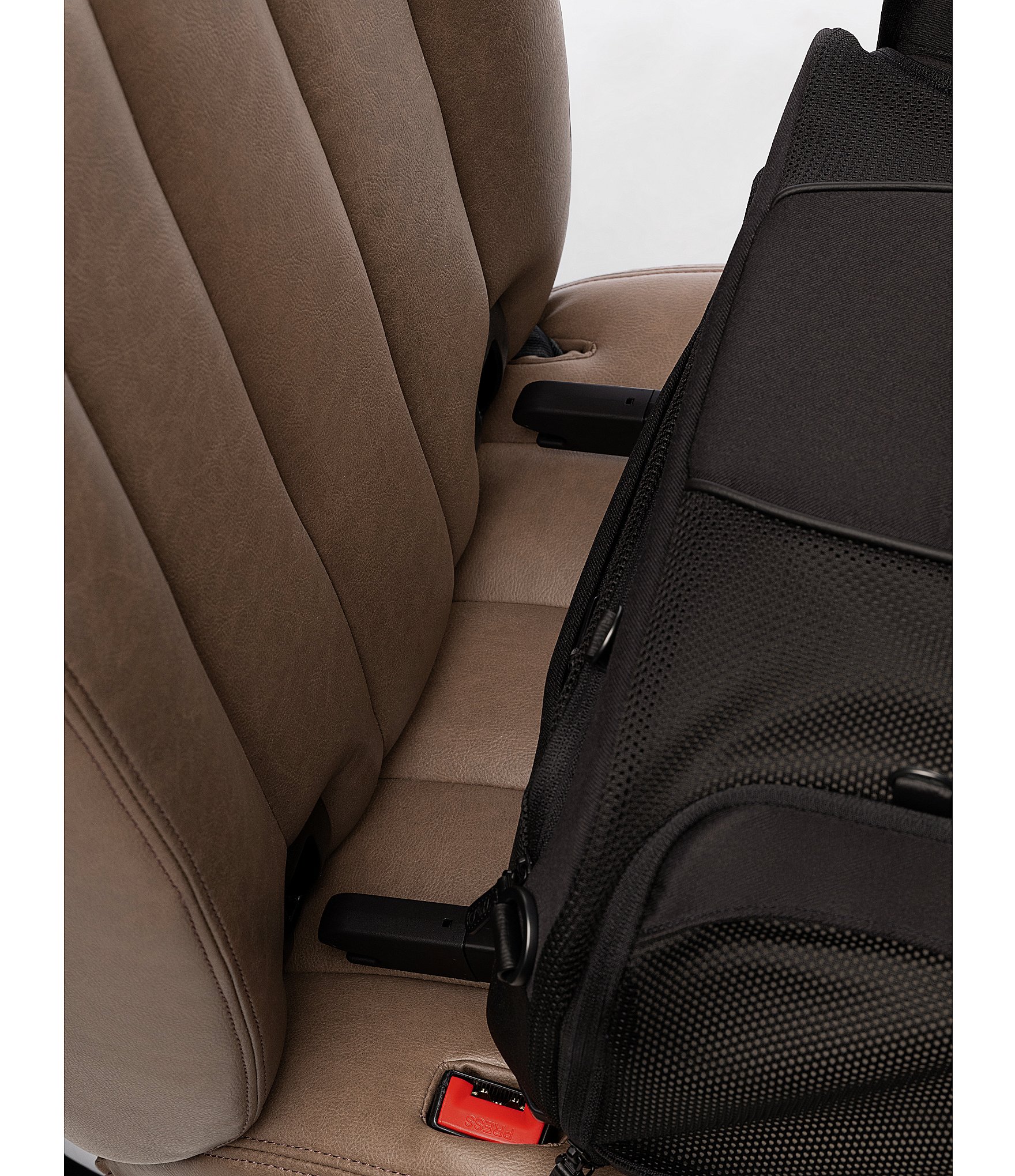 Tavo Pet Dupree™ I Car Seat + Roscoe™ Stoller Travel System Bundle