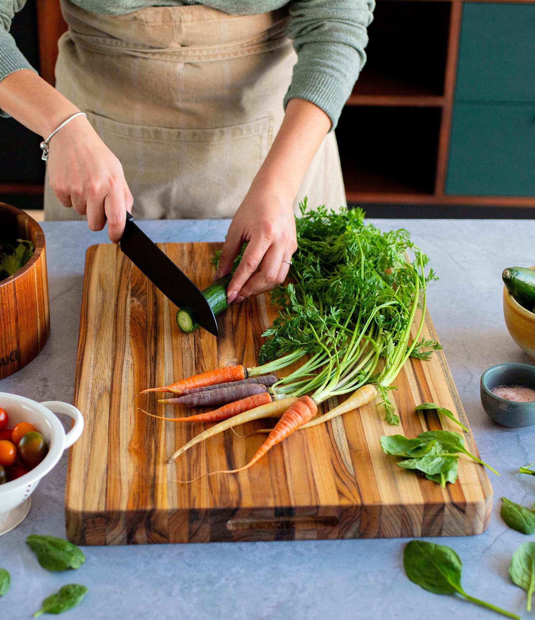 Teakhaus Traditional Collection Professional Cutting Board