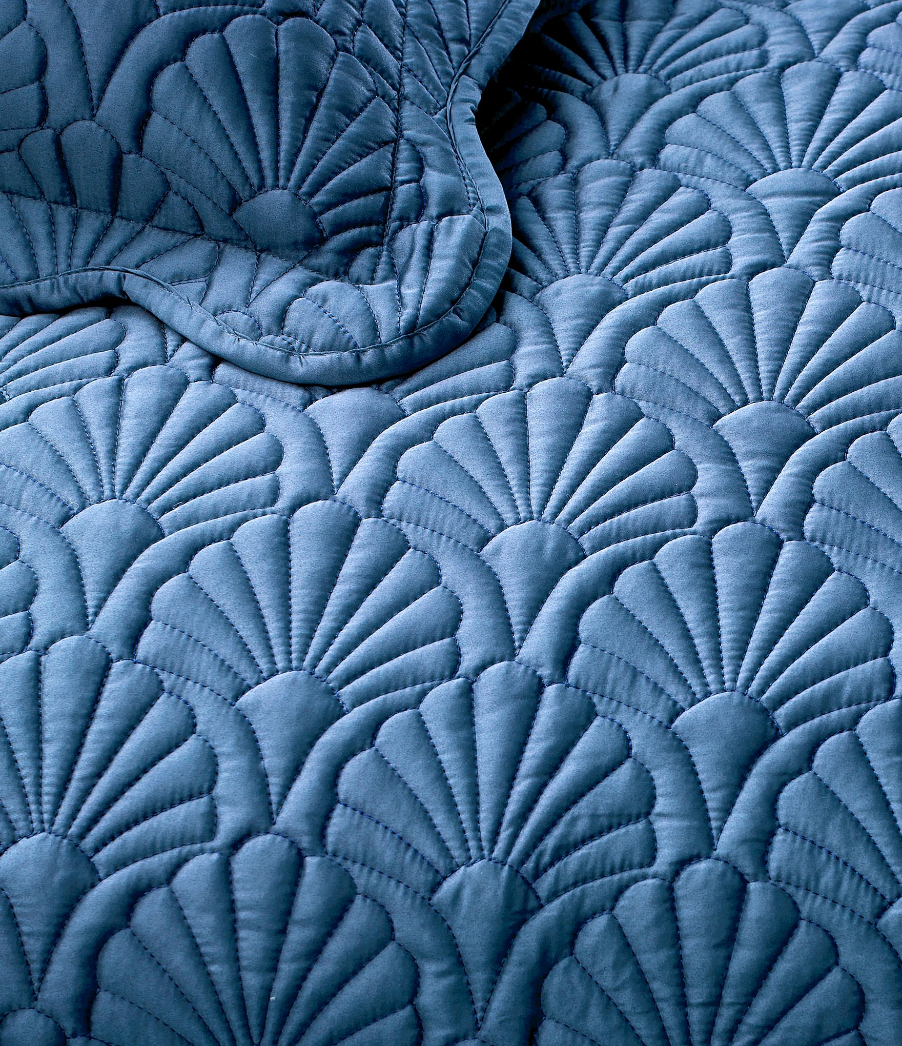 Ted Baker London Deco Shell Mini Quilt Set