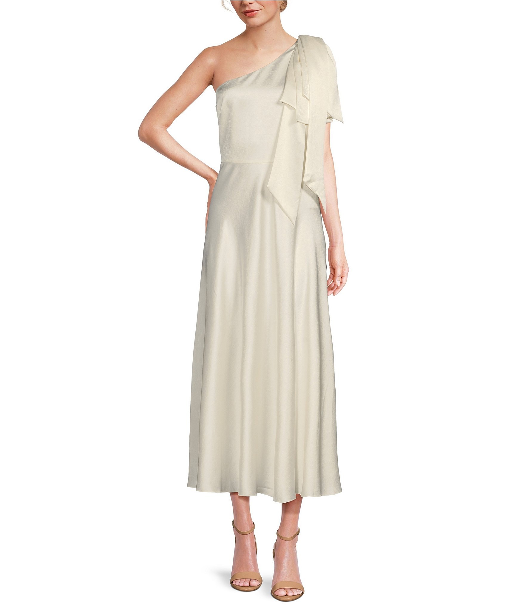 Sale & Clearance Women's Wedding Dresses & Bridal Gowns | Dillard's