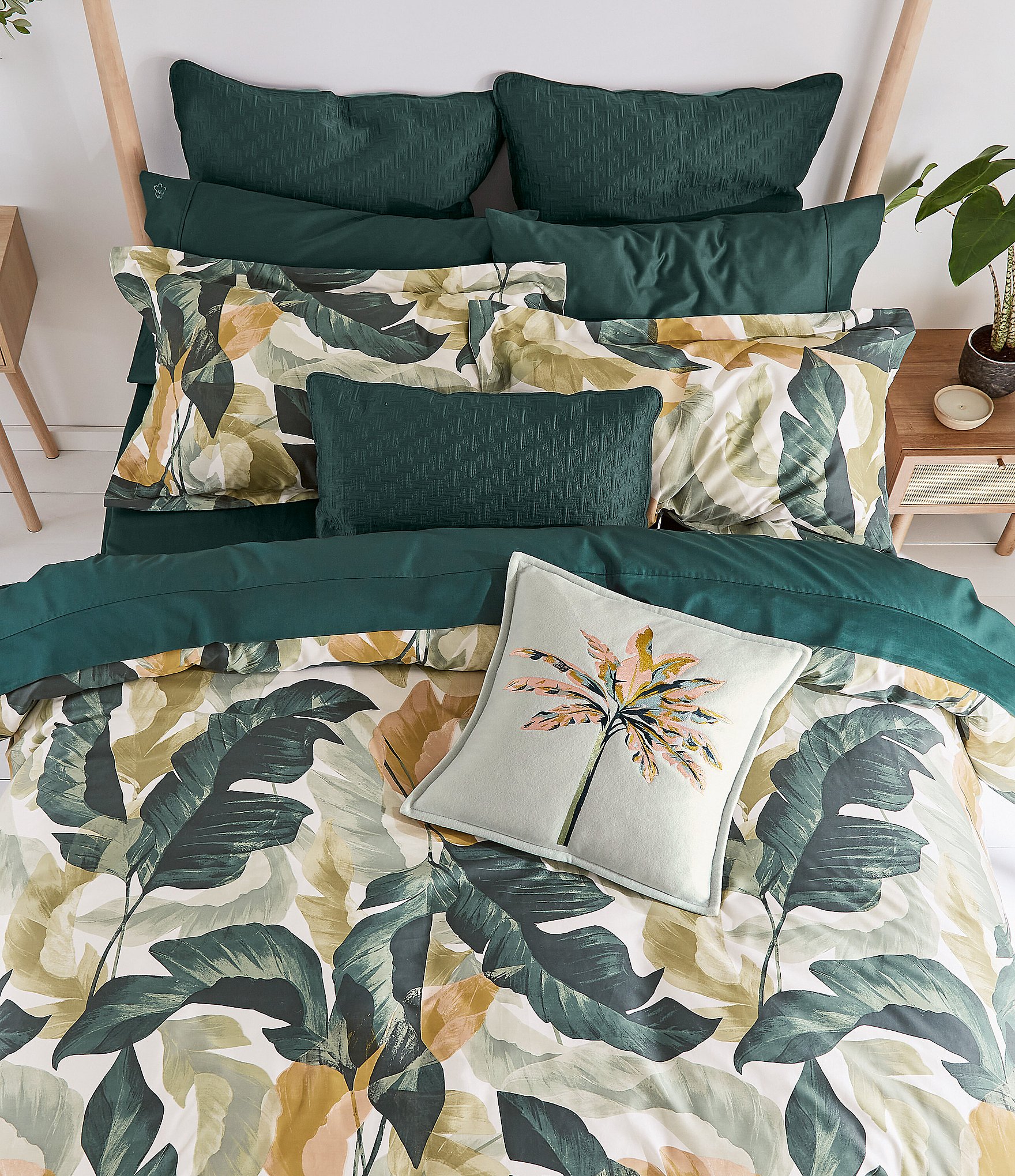 Ted Baker London Urban Forager Oversized Palm Leaf Duvet Cover Mini Set