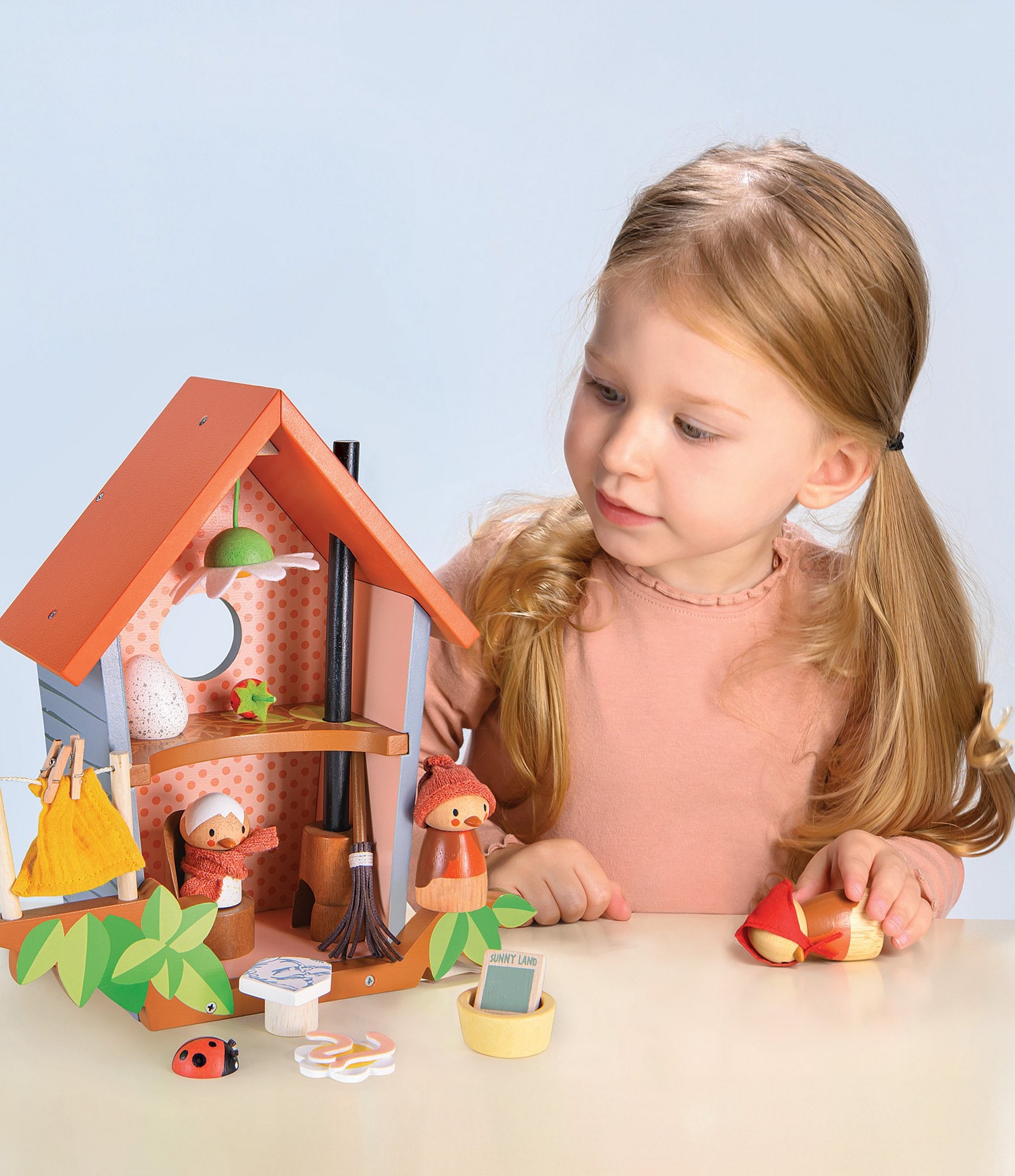 Tender Leaf Toys Robins Nest Box